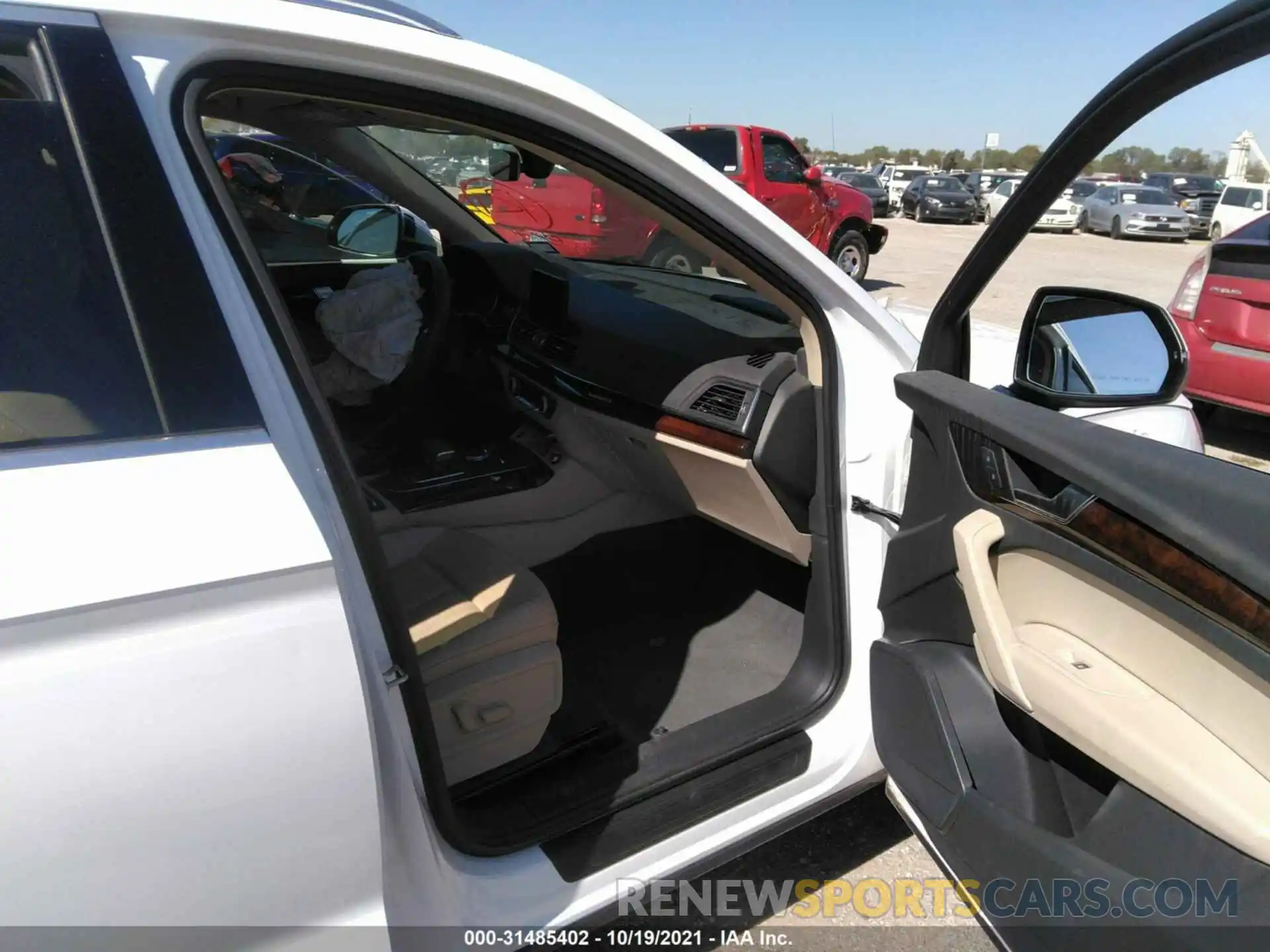 5 Photograph of a damaged car WA1ANAFYXK2047241 AUDI Q5 2019