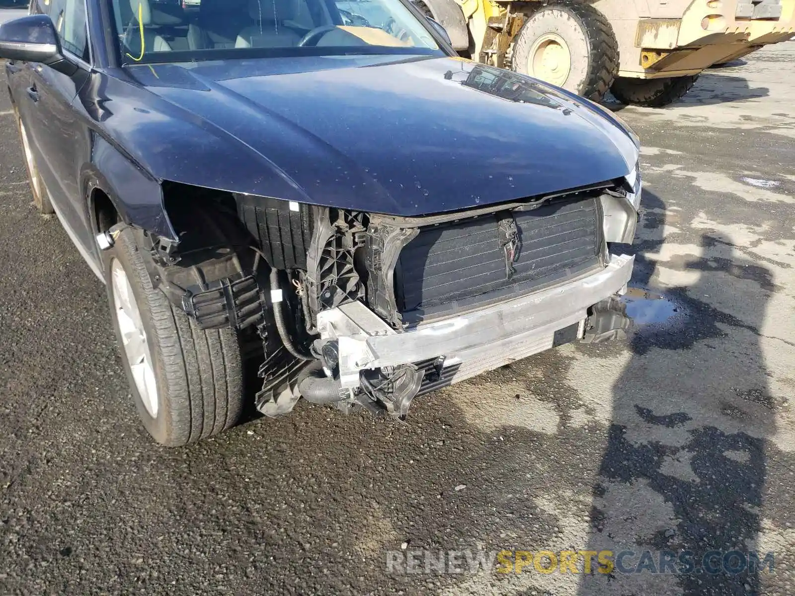 9 Photograph of a damaged car WA1ANAFYXK2058465 AUDI Q5 2019