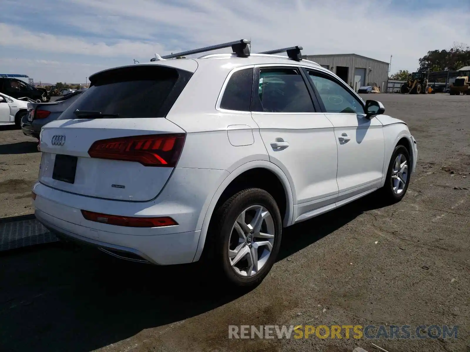 4 Фотография поврежденного автомобиля WA1ANAFYXK2069661 AUDI Q5 2019