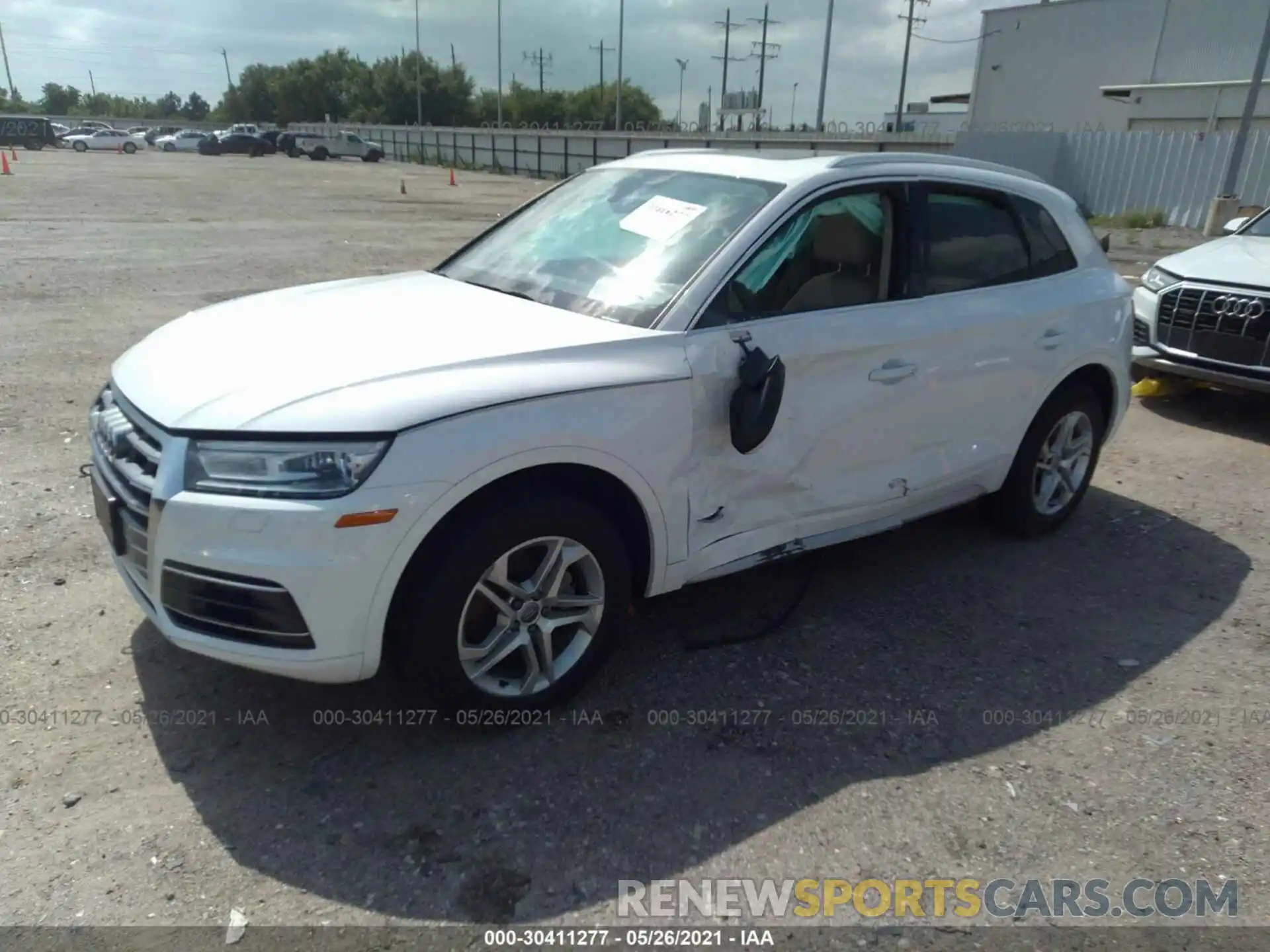 2 Photograph of a damaged car WA1ANAFYXK2070390 AUDI Q5 2019