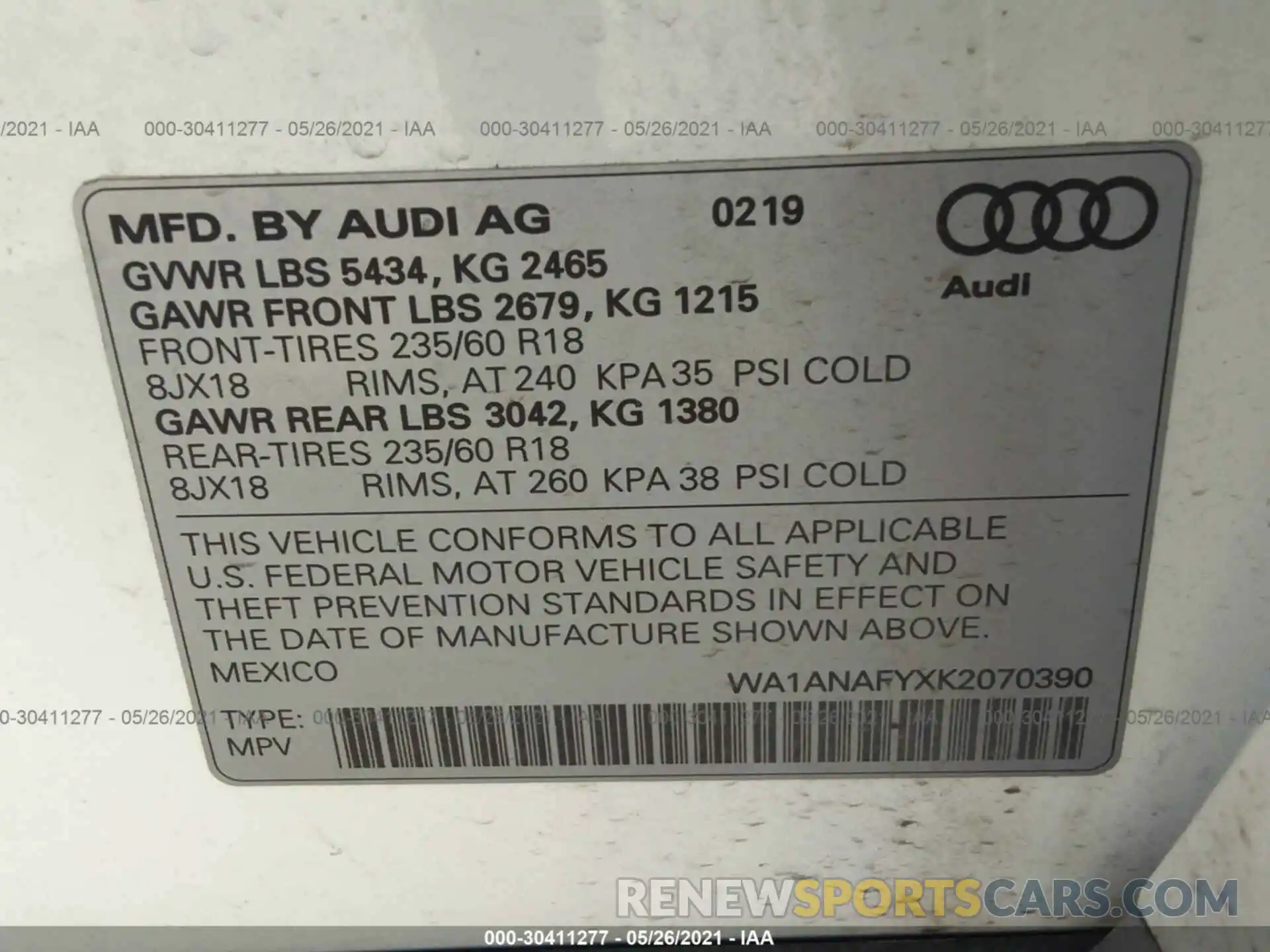 9 Photograph of a damaged car WA1ANAFYXK2070390 AUDI Q5 2019