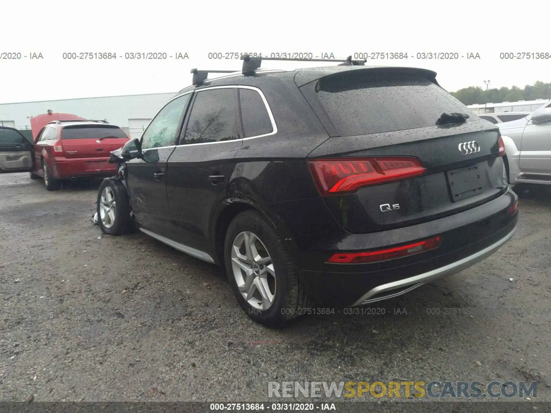 3 Фотография поврежденного автомобиля WA1ANAFYXK2071085 AUDI Q5 2019