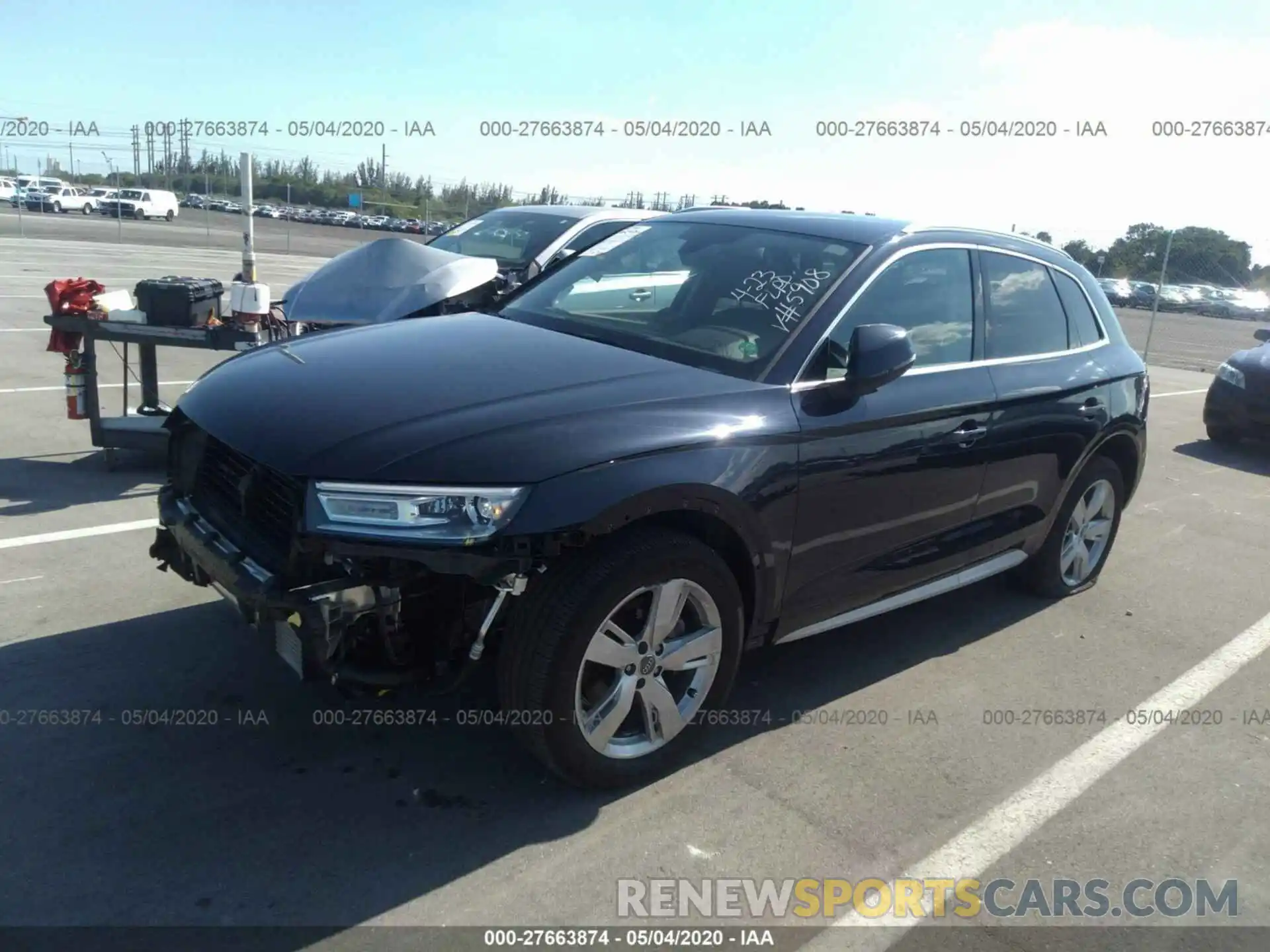 2 Фотография поврежденного автомобиля WA1ANAFYXK2085908 AUDI Q5 2019