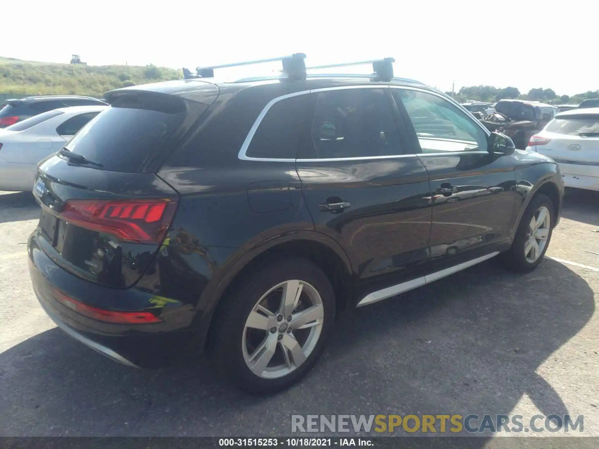 4 Photograph of a damaged car WA1ANAFYXK2094012 AUDI Q5 2019