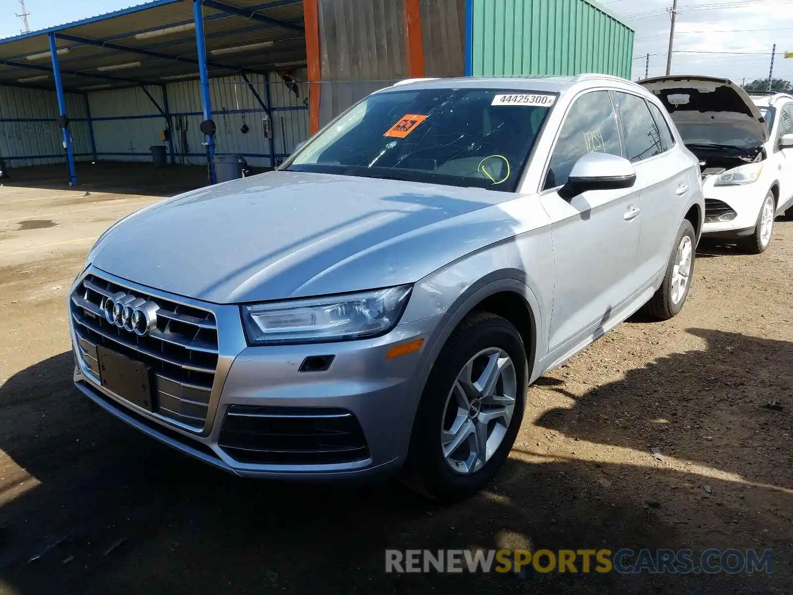 2 Фотография поврежденного автомобиля WA1ANAFYXK2096701 AUDI Q5 2019