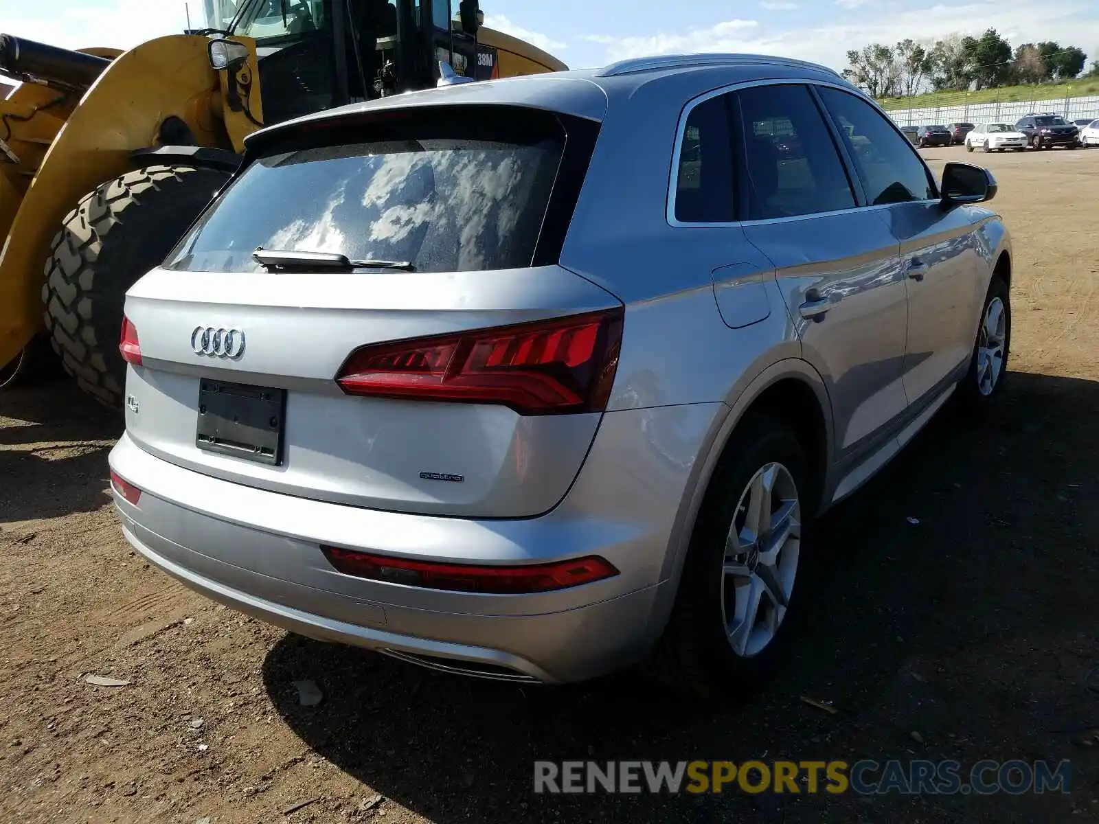 4 Фотография поврежденного автомобиля WA1ANAFYXK2096701 AUDI Q5 2019