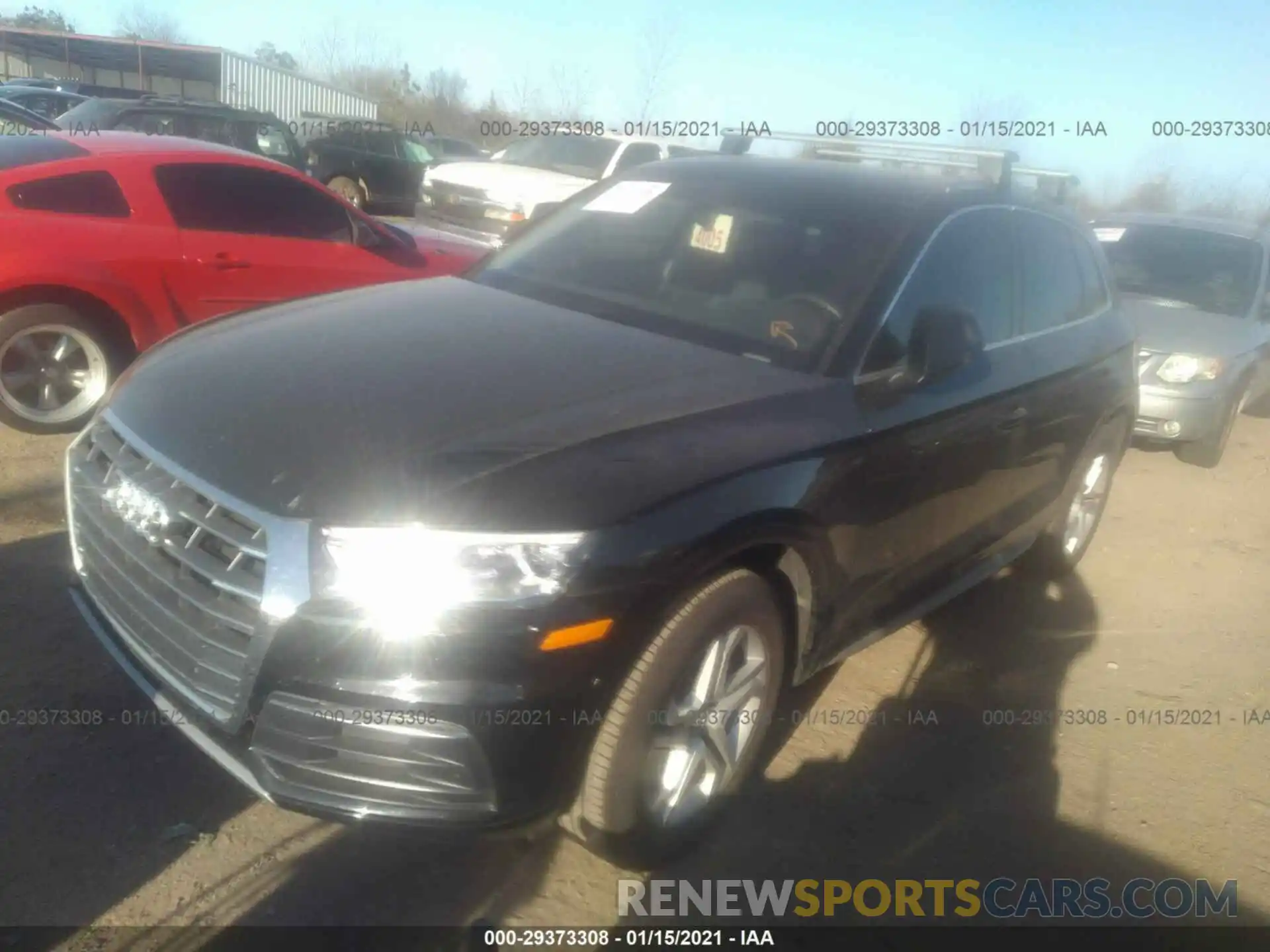 2 Фотография поврежденного автомобиля WA1ANAFYXK2100020 AUDI Q5 2019