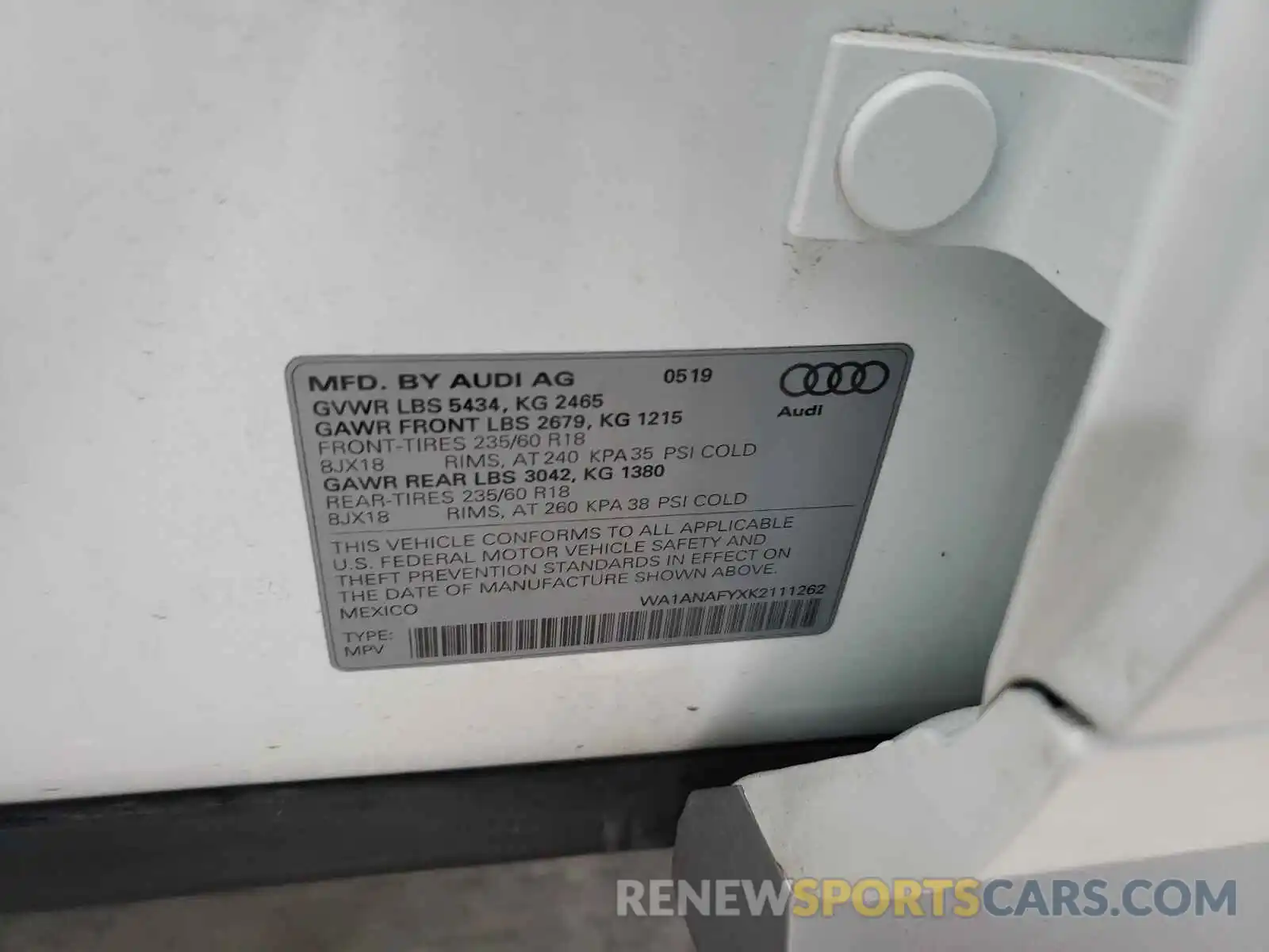 10 Photograph of a damaged car WA1ANAFYXK2111262 AUDI Q5 2019