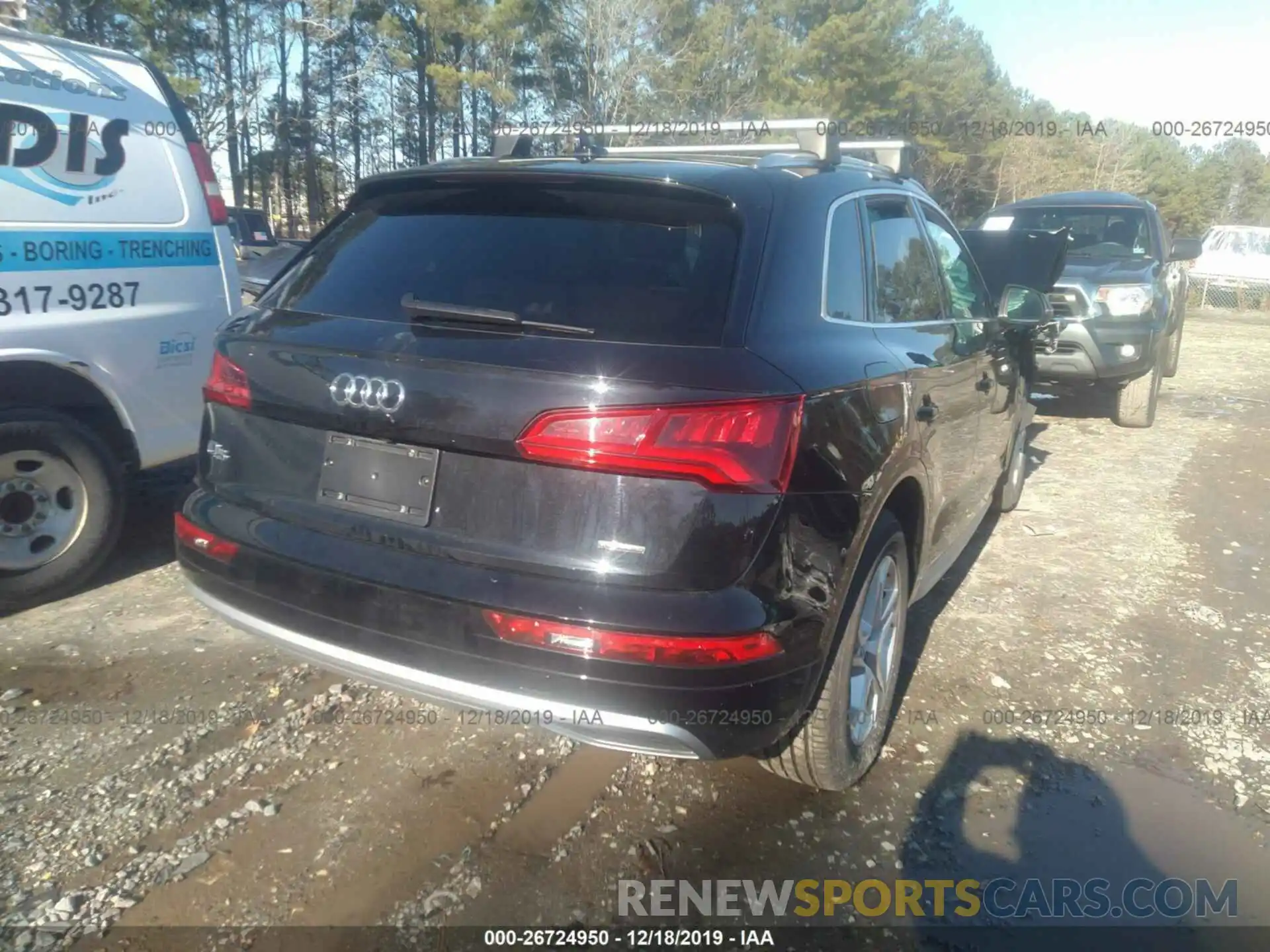 4 Фотография поврежденного автомобиля WA1ANAFYXK2124688 AUDI Q5 2019