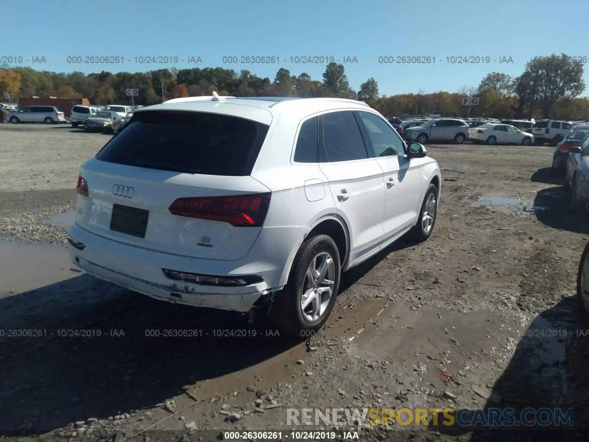 4 Photograph of a damaged car WA1ANAFYXK2139563 AUDI Q5 2019