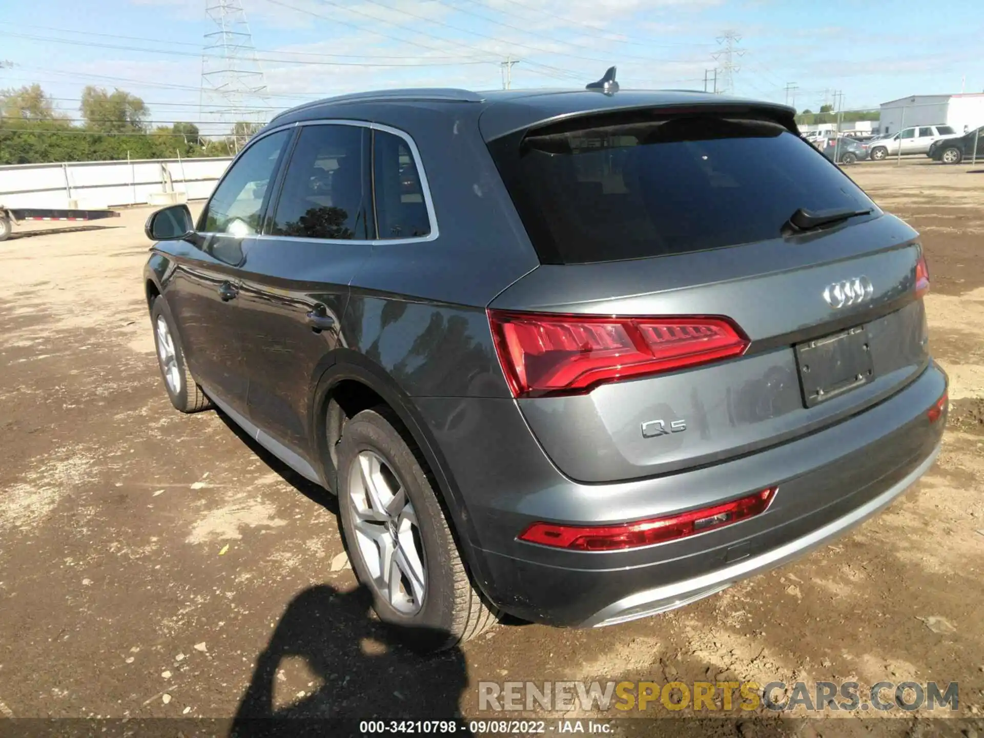 3 Photograph of a damaged car WA1ANBFY1K2127470 AUDI Q5 2019