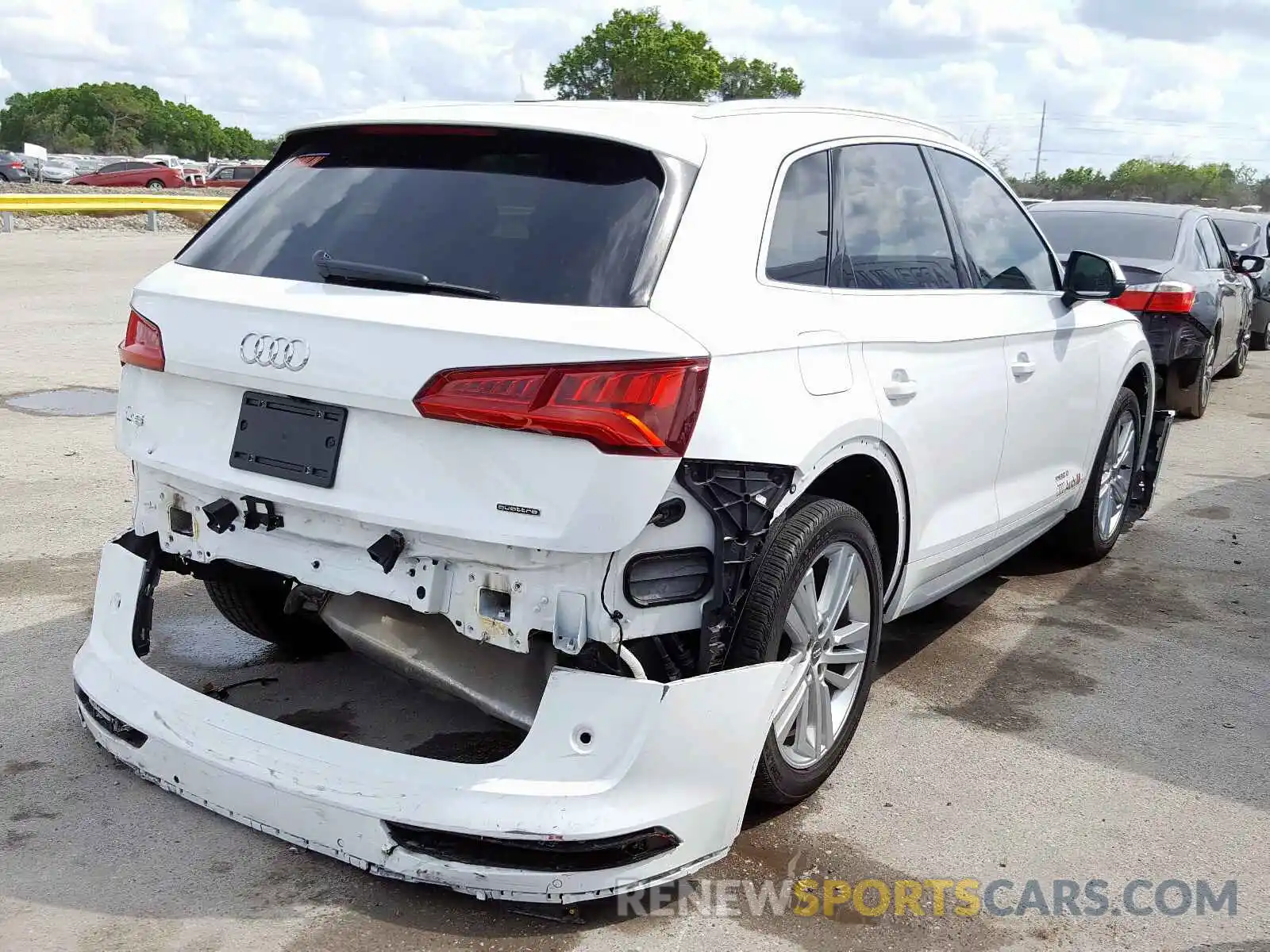 4 Фотография поврежденного автомобиля WA1BNAFY0K2020585 AUDI Q5 2019