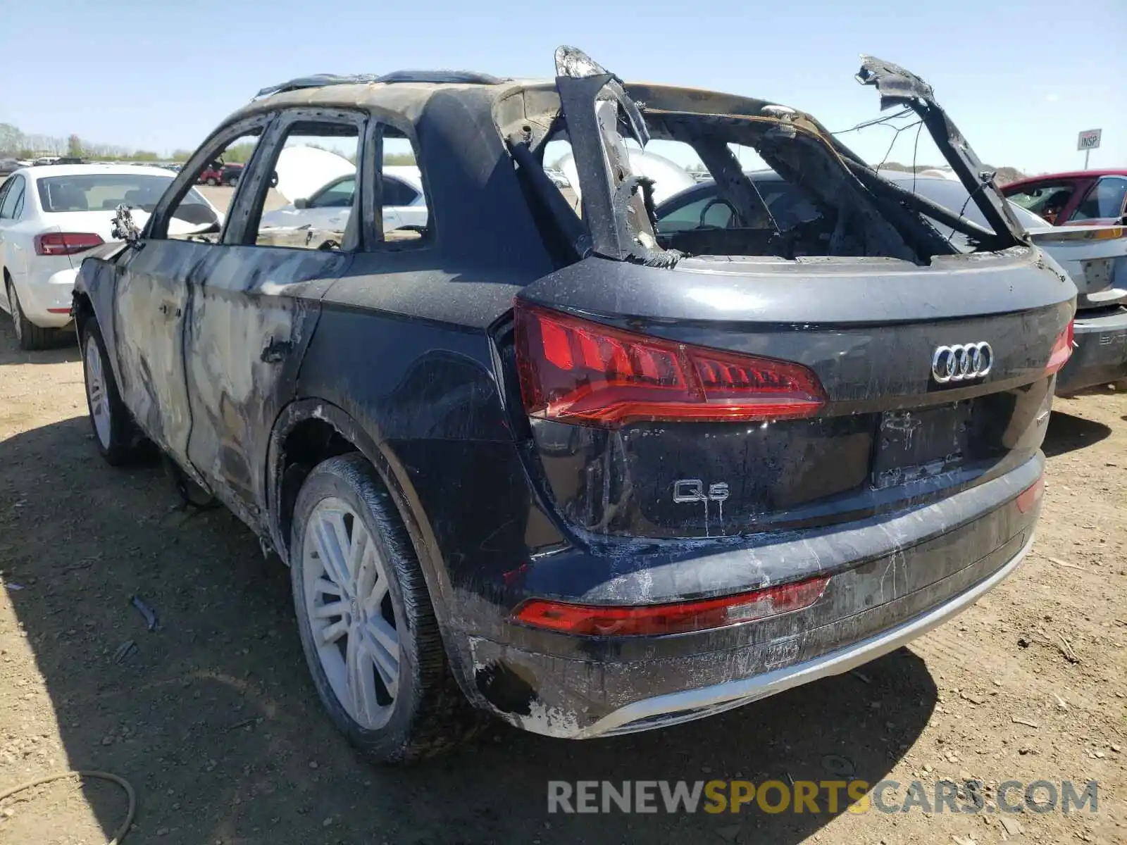 3 Фотография поврежденного автомобиля WA1BNAFY0K2030503 AUDI Q5 2019