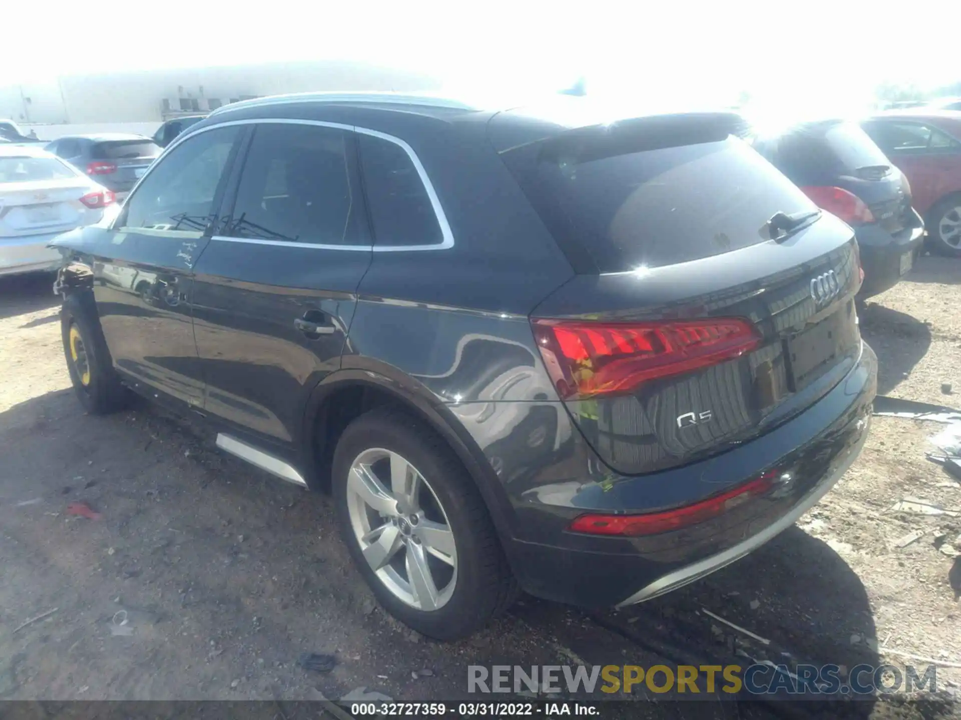 3 Фотография поврежденного автомобиля WA1BNAFY0K2034325 AUDI Q5 2019