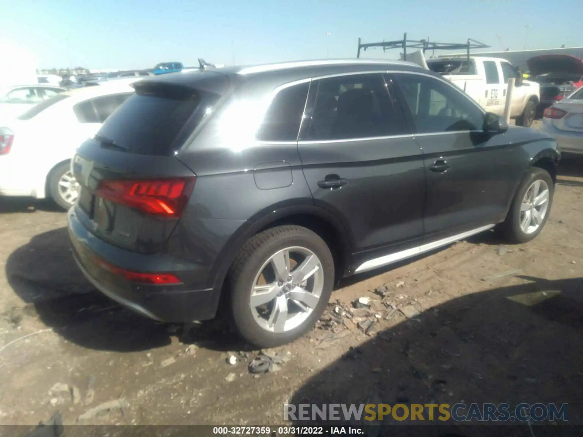 4 Фотография поврежденного автомобиля WA1BNAFY0K2034325 AUDI Q5 2019