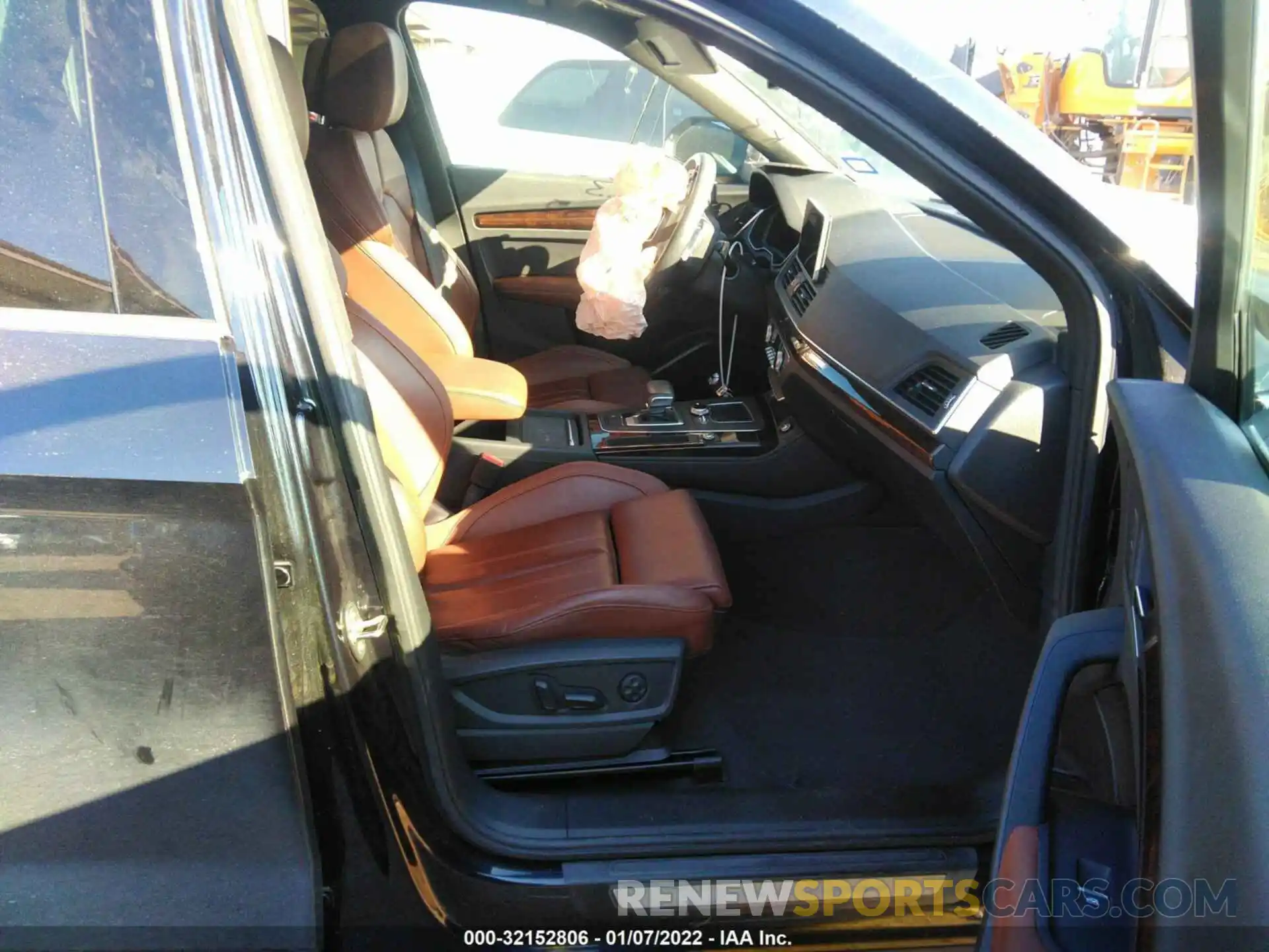 5 Photograph of a damaged car WA1BNAFY0K2034860 AUDI Q5 2019