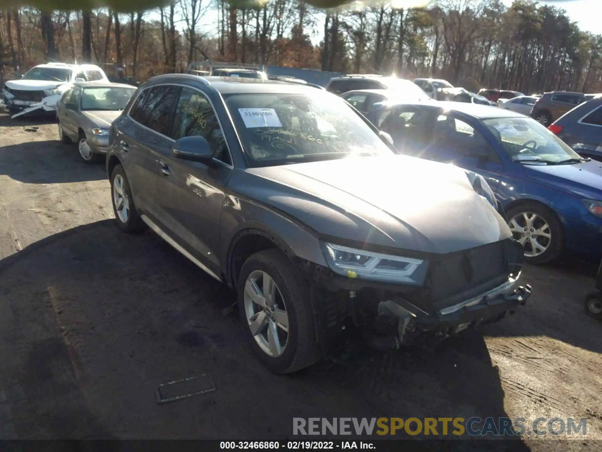 1 Photograph of a damaged car WA1BNAFY0K2045809 AUDI Q5 2019