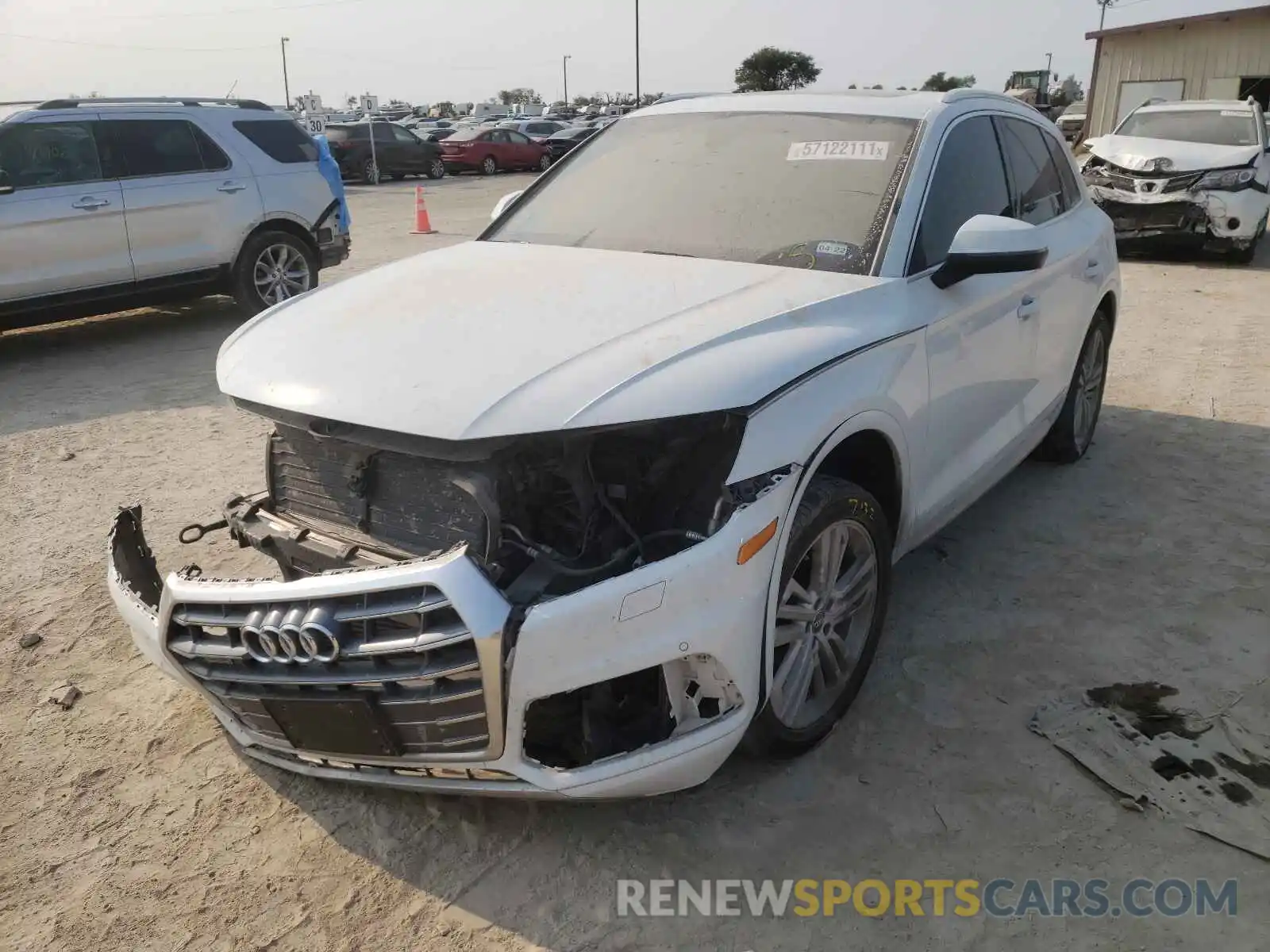 2 Фотография поврежденного автомобиля WA1BNAFY0K2049049 AUDI Q5 2019