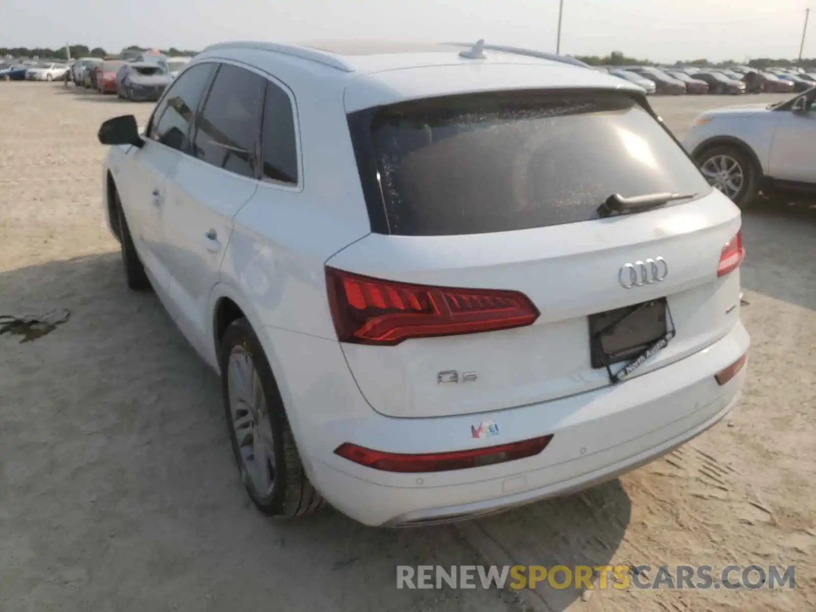 3 Фотография поврежденного автомобиля WA1BNAFY0K2049049 AUDI Q5 2019