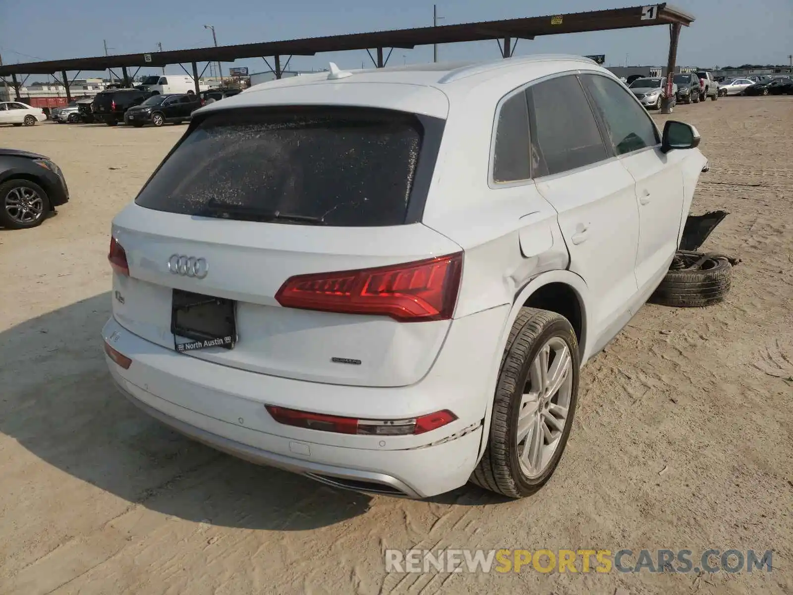 4 Фотография поврежденного автомобиля WA1BNAFY0K2049049 AUDI Q5 2019