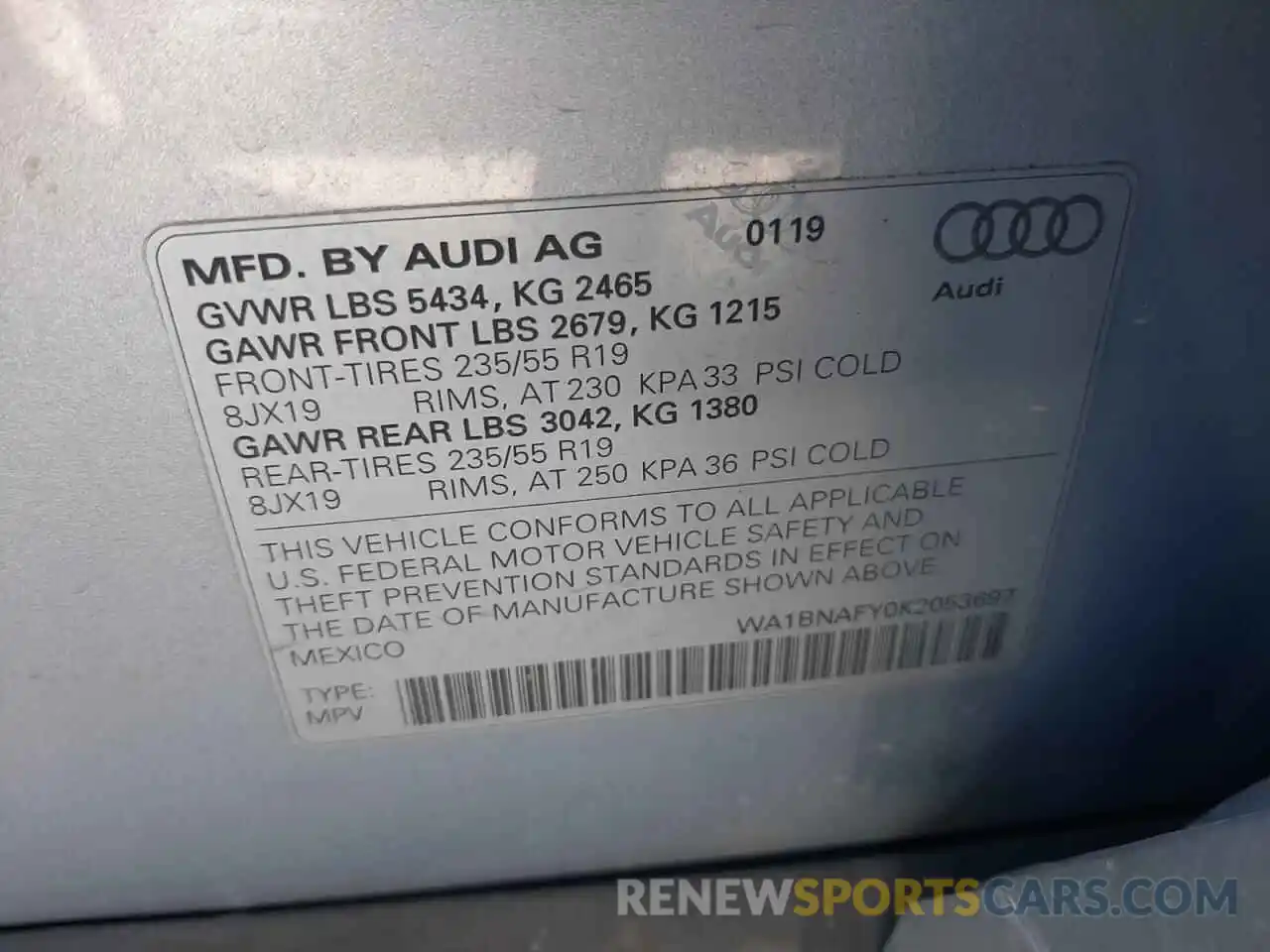 10 Photograph of a damaged car WA1BNAFY0K2053697 AUDI Q5 2019