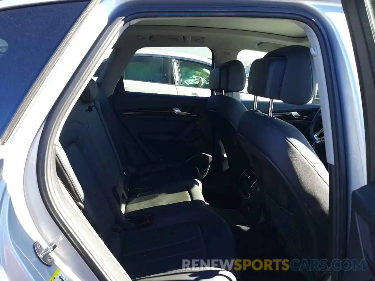 6 Photograph of a damaged car WA1BNAFY0K2053697 AUDI Q5 2019