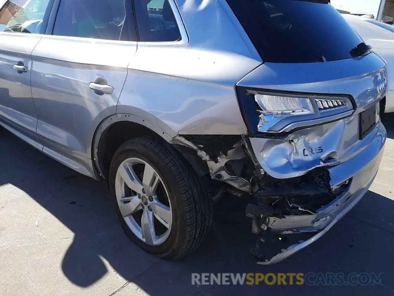 9 Photograph of a damaged car WA1BNAFY0K2053697 AUDI Q5 2019