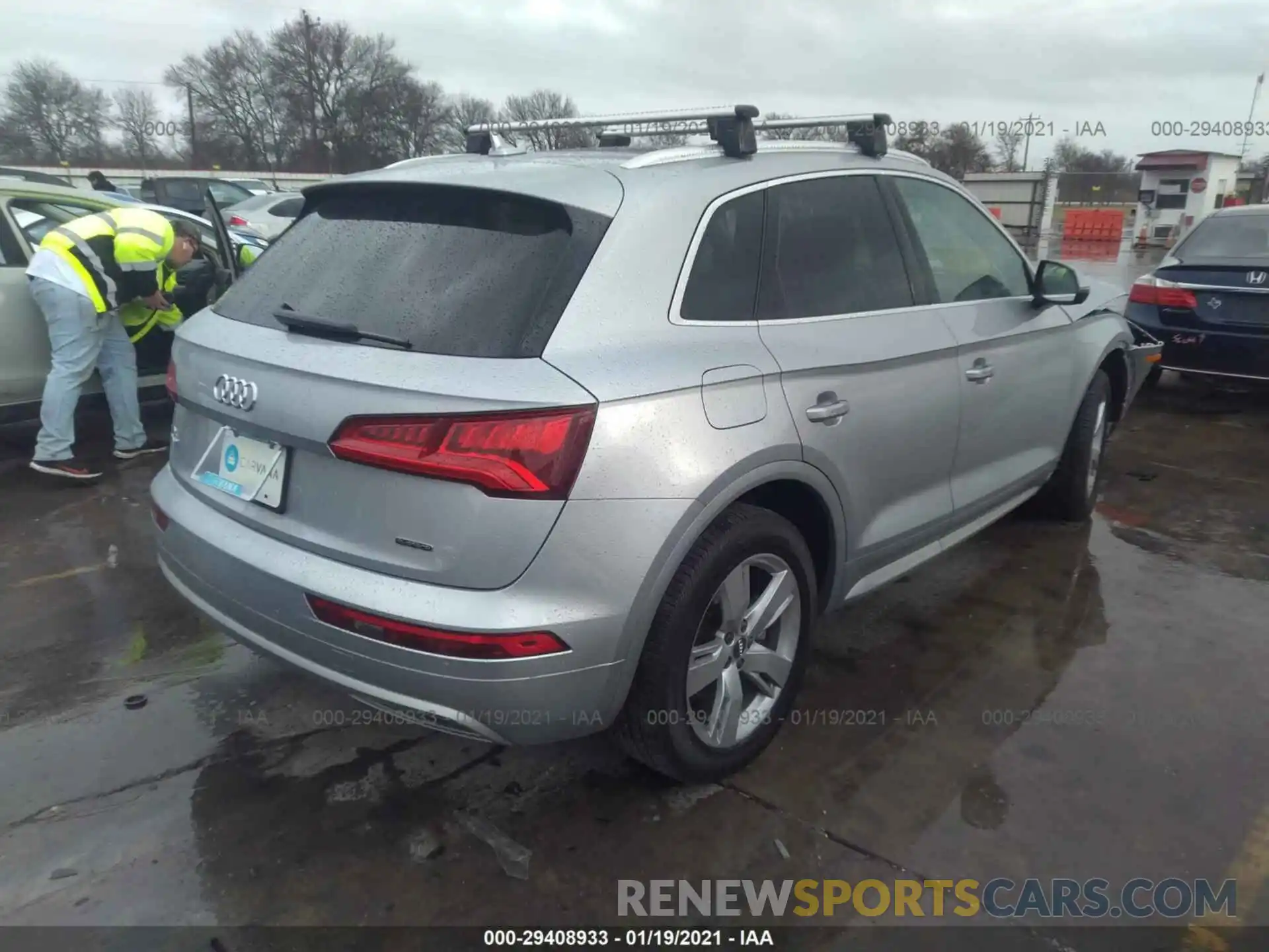 4 Фотография поврежденного автомобиля WA1BNAFY0K2056082 AUDI Q5 2019