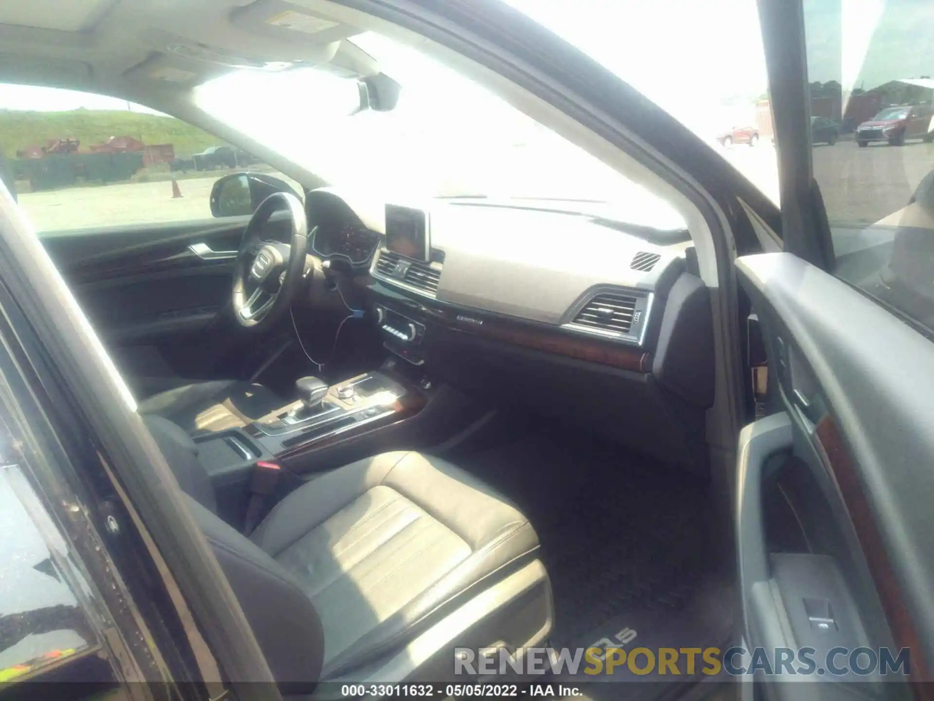 5 Photograph of a damaged car WA1BNAFY0K2060049 AUDI Q5 2019