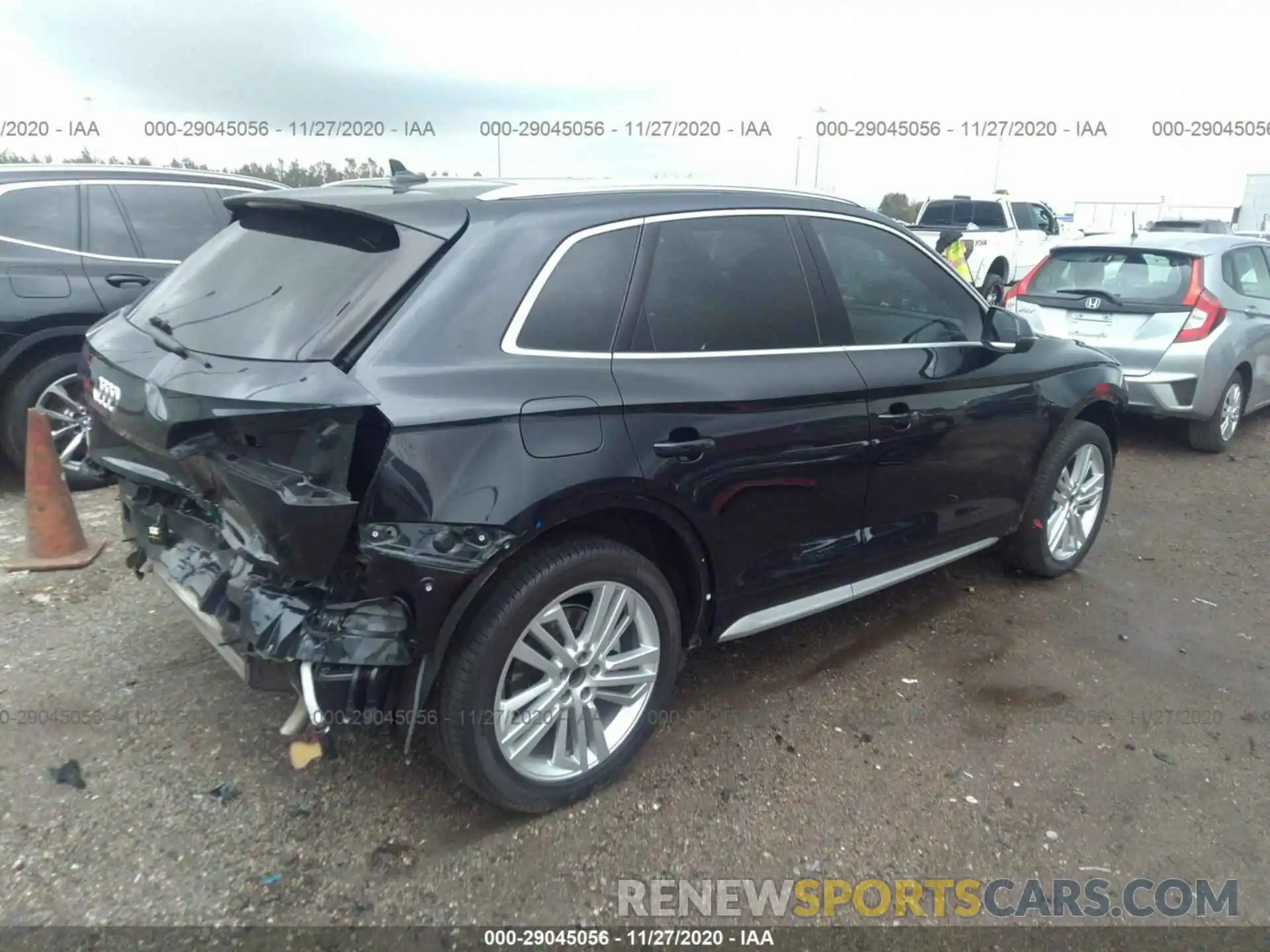 4 Photograph of a damaged car WA1BNAFY0K2069642 AUDI Q5 2019