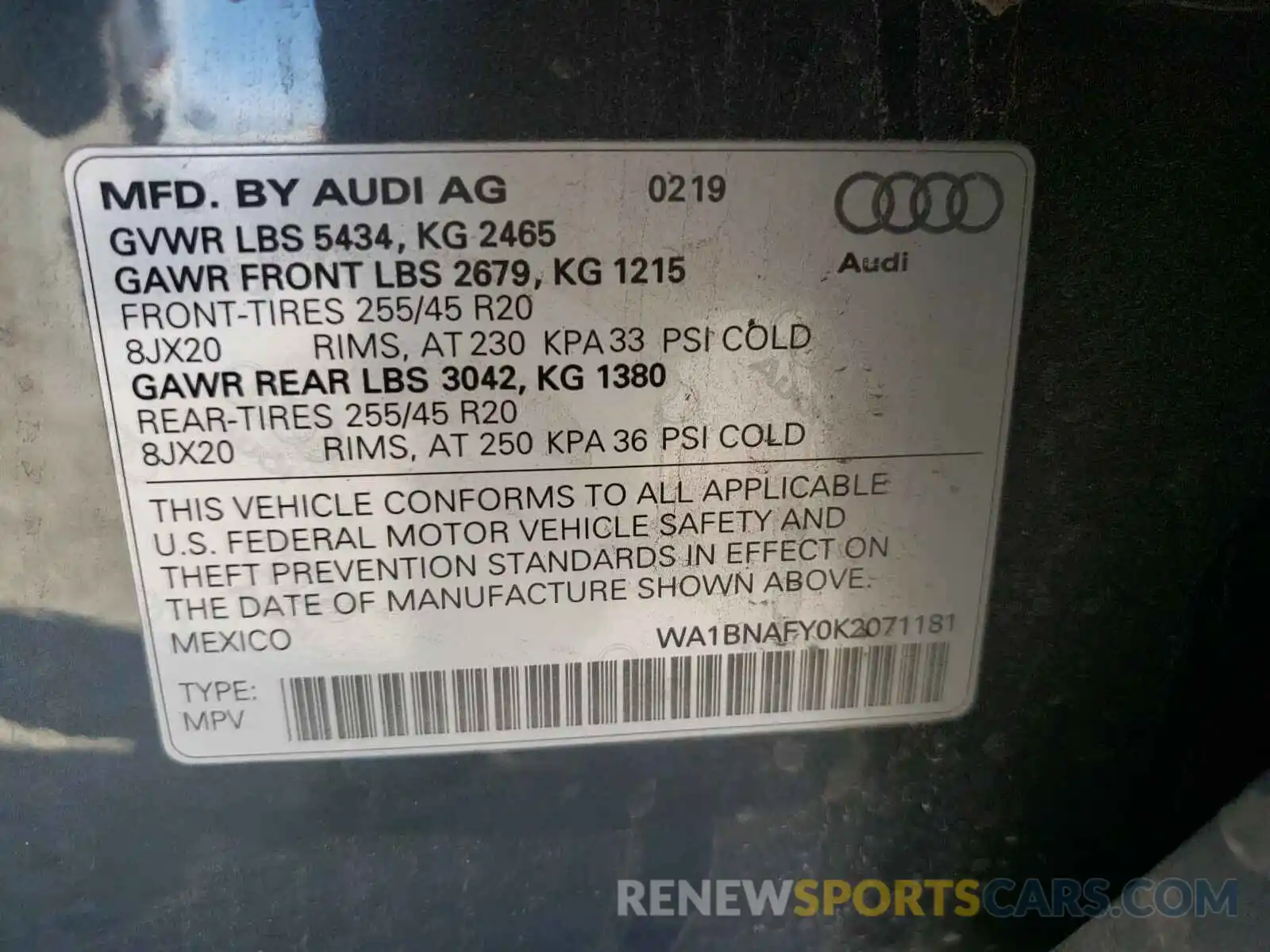 10 Photograph of a damaged car WA1BNAFY0K2071181 AUDI Q5 2019