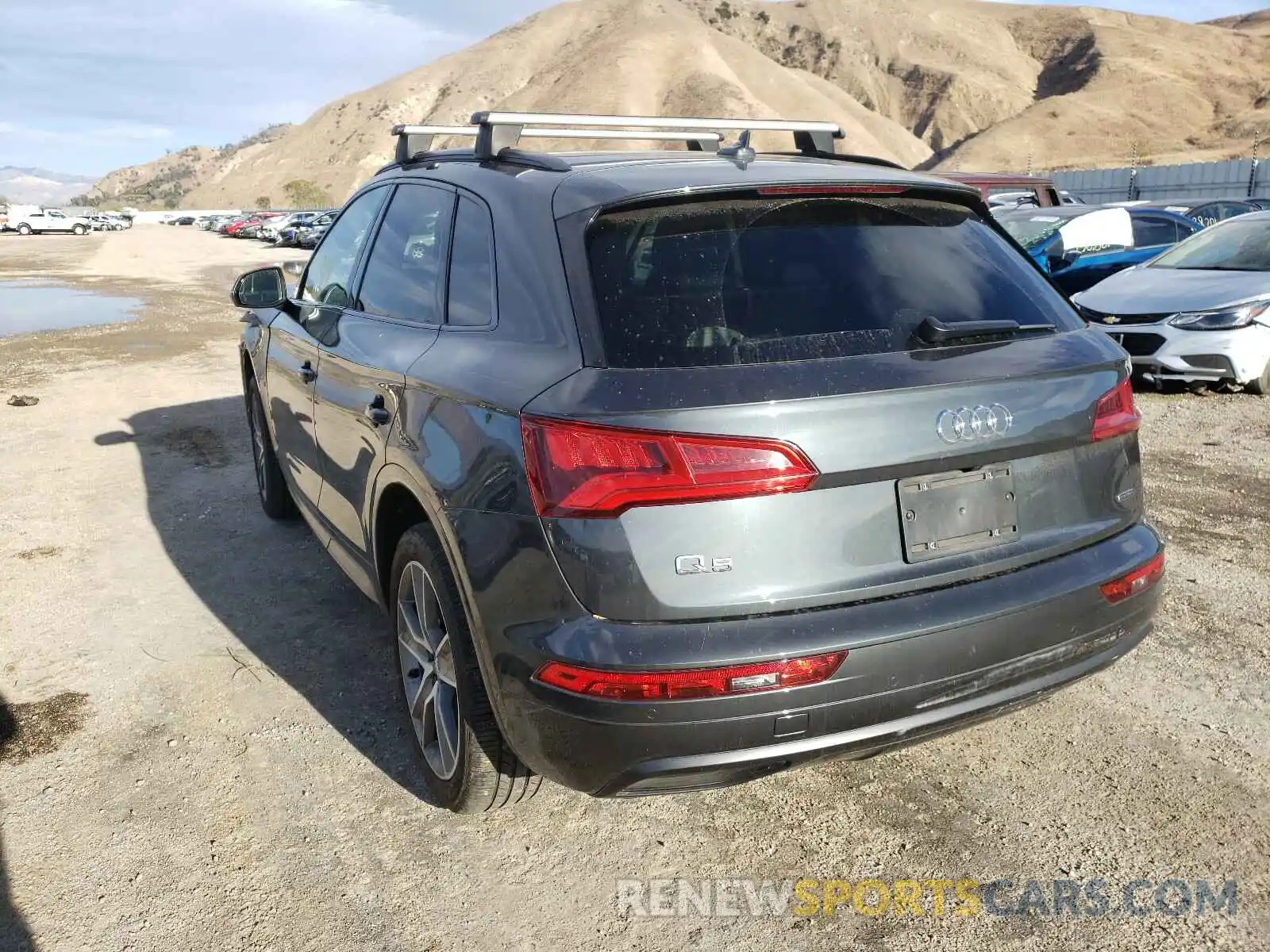 3 Фотография поврежденного автомобиля WA1BNAFY0K2071181 AUDI Q5 2019