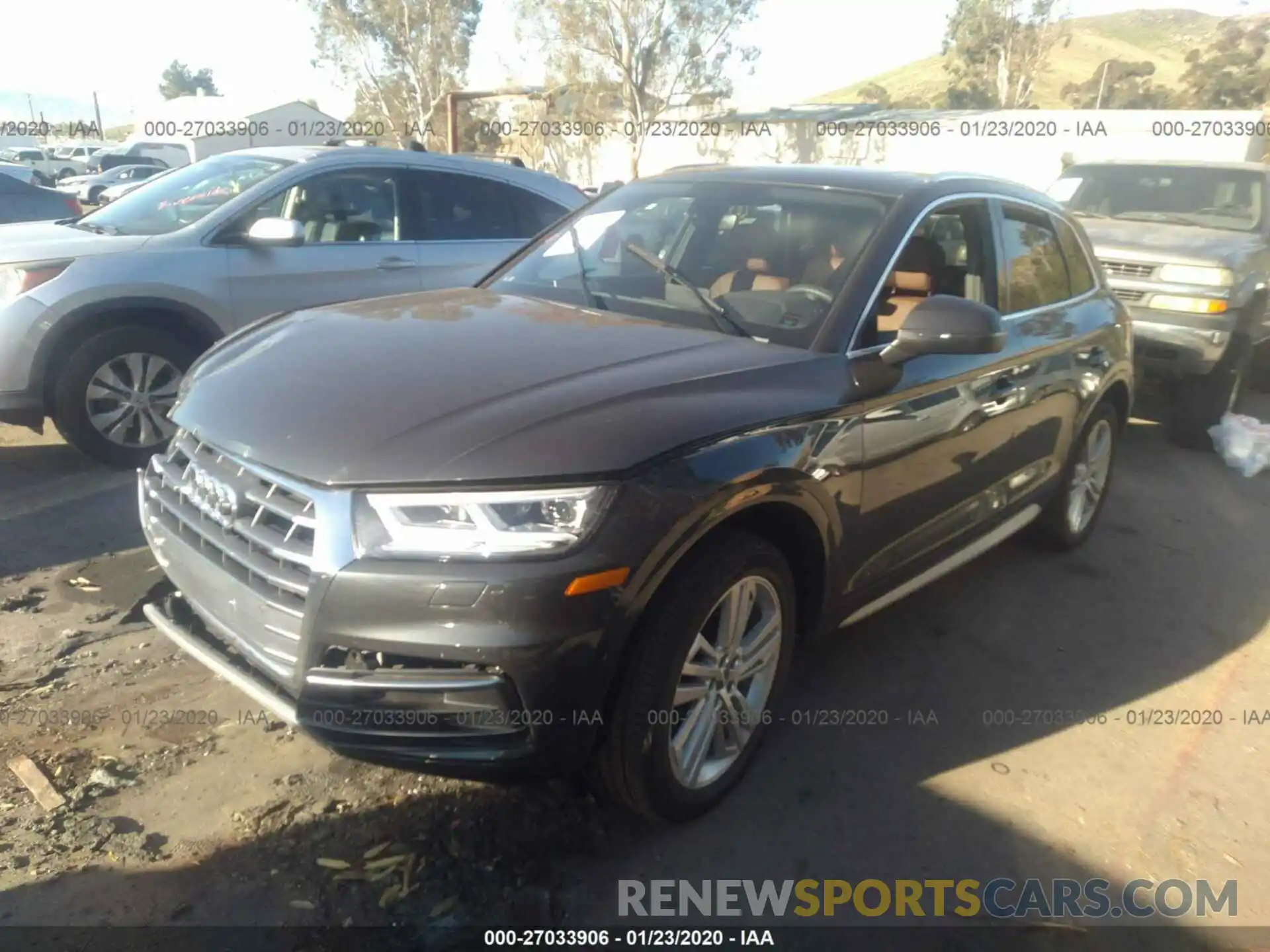 2 Photograph of a damaged car WA1BNAFY0K2087008 AUDI Q5 2019