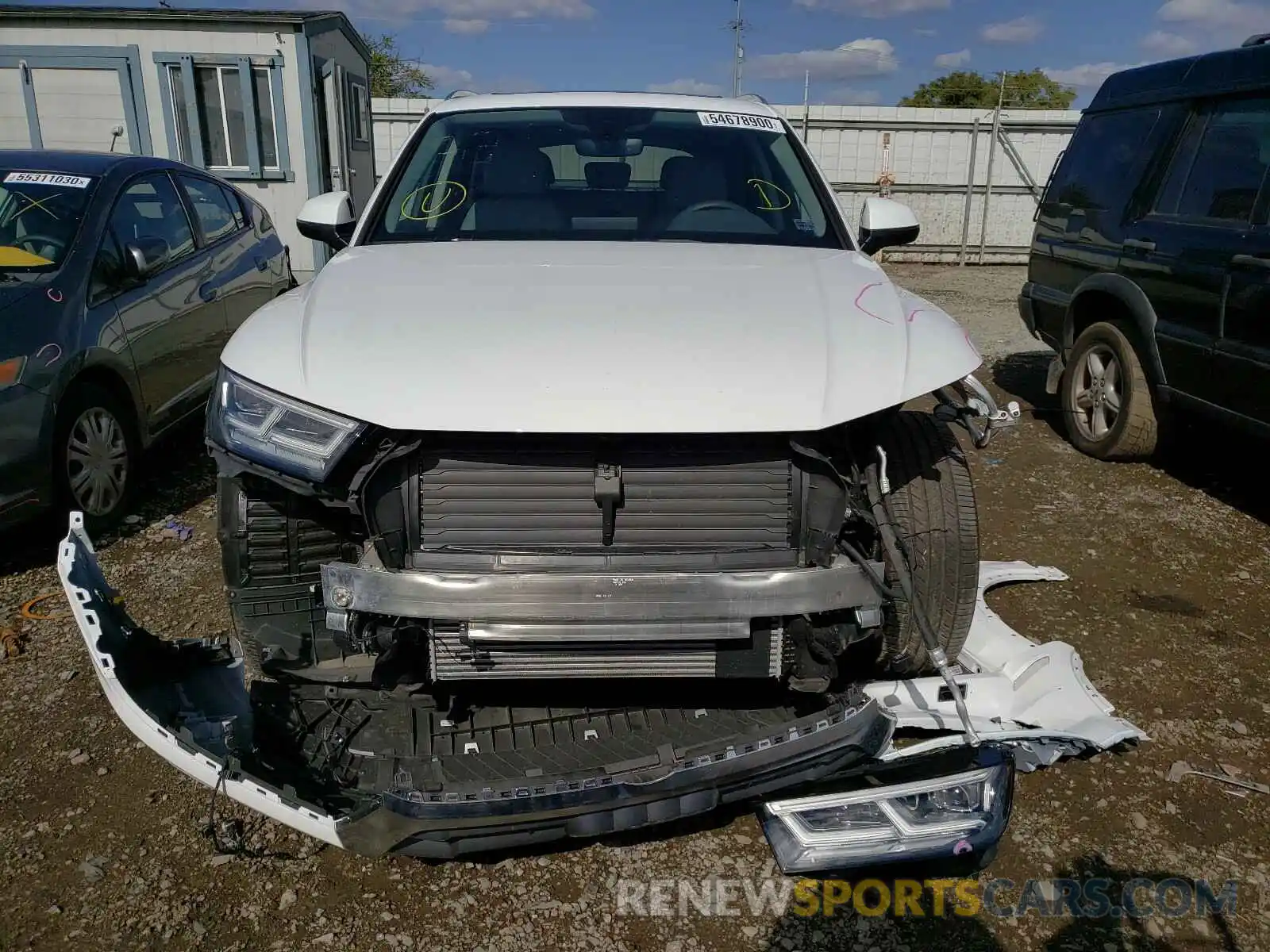 9 Photograph of a damaged car WA1BNAFY0K2093374 AUDI Q5 2019