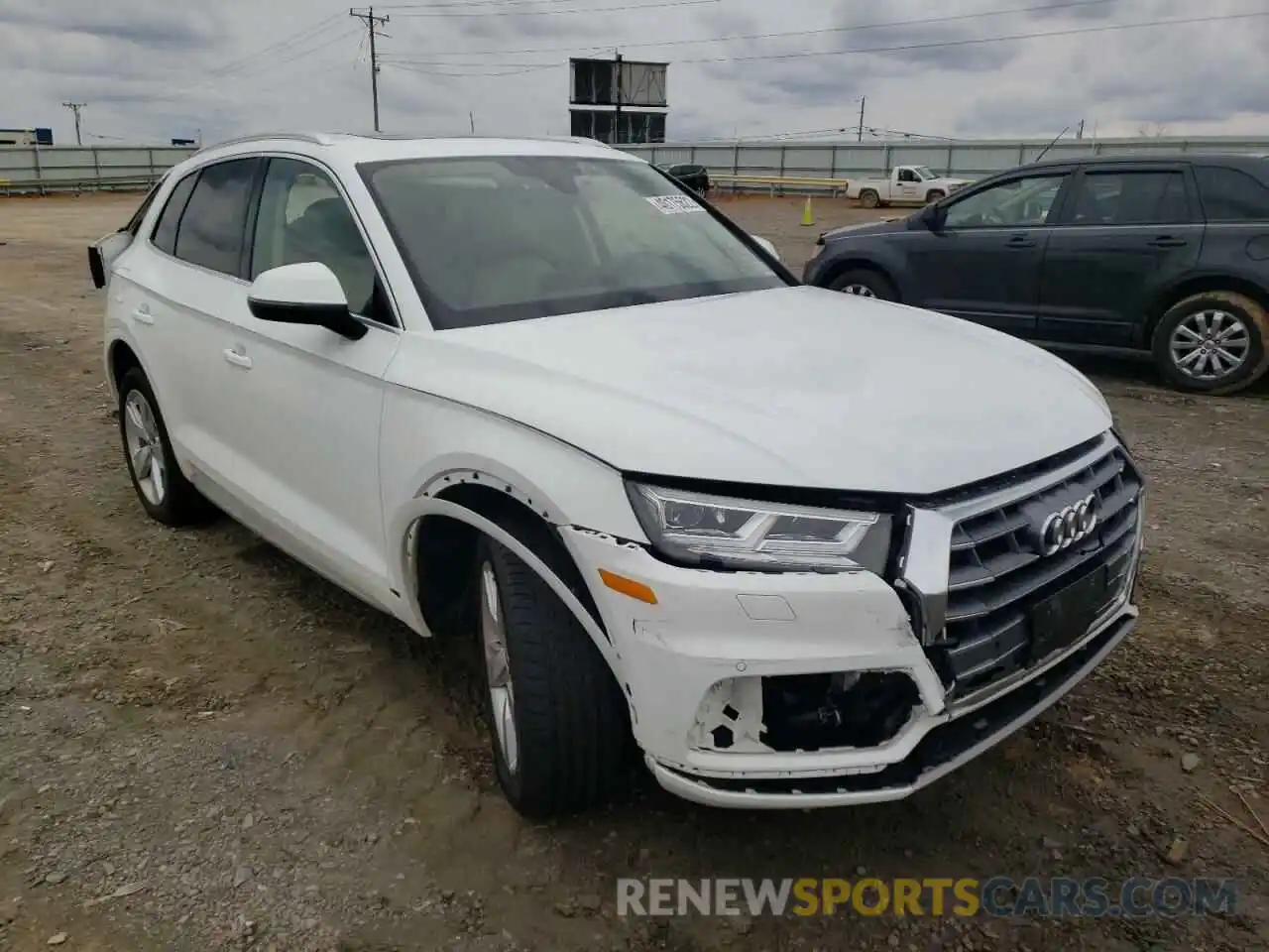 1 Photograph of a damaged car WA1BNAFY0K2098039 AUDI Q5 2019