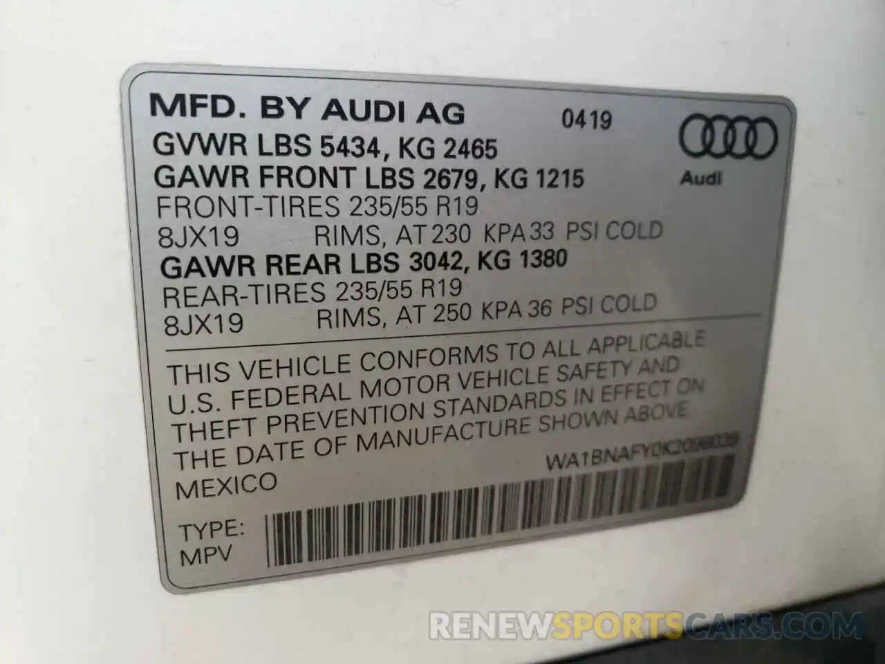 10 Photograph of a damaged car WA1BNAFY0K2098039 AUDI Q5 2019