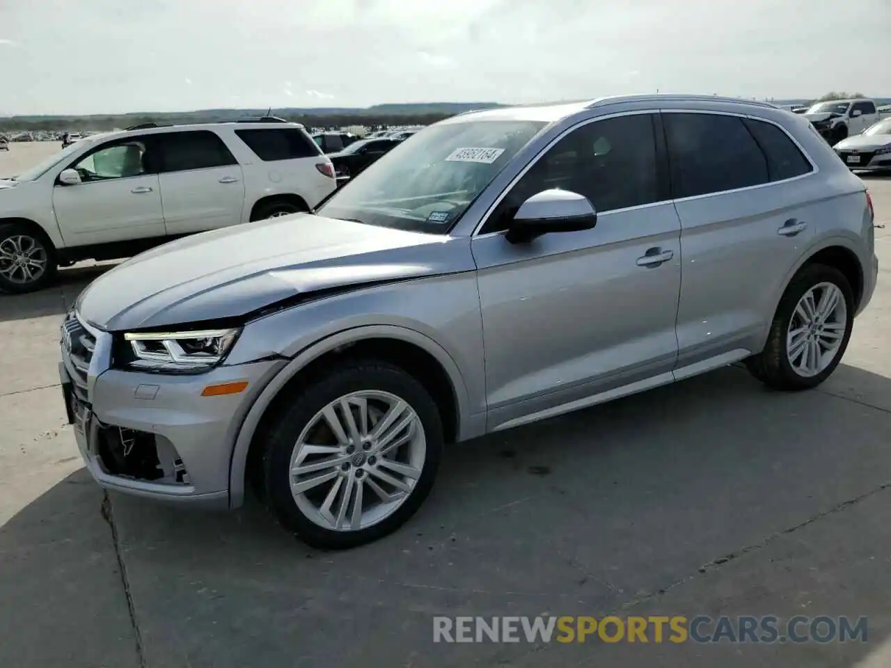 1 Photograph of a damaged car WA1BNAFY0K2102655 AUDI Q5 2019