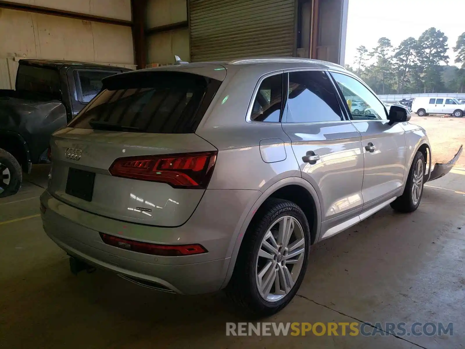 4 Фотография поврежденного автомобиля WA1BNAFY0K2105314 AUDI Q5 2019