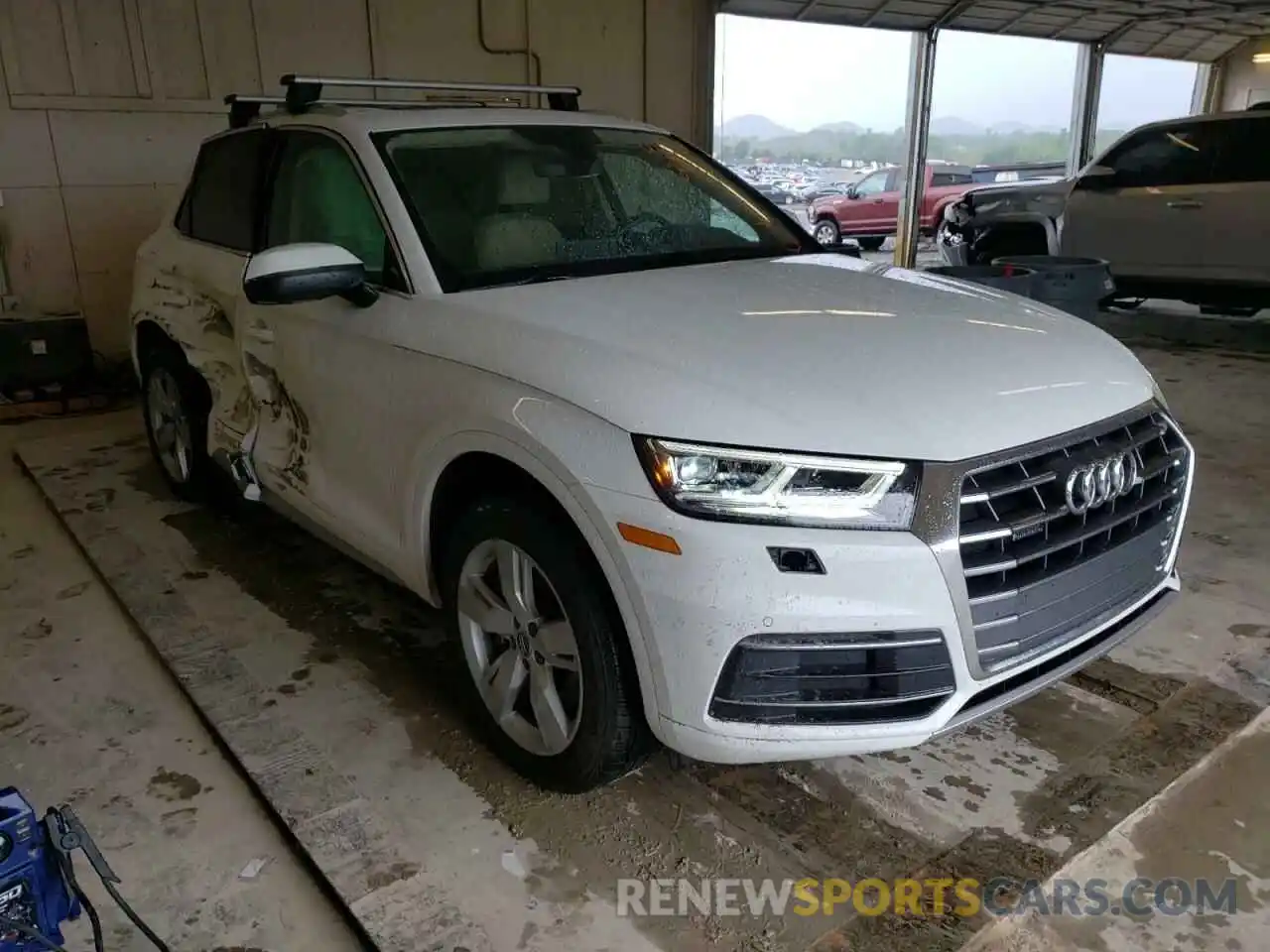 1 Photograph of a damaged car WA1BNAFY0K2105720 AUDI Q5 2019