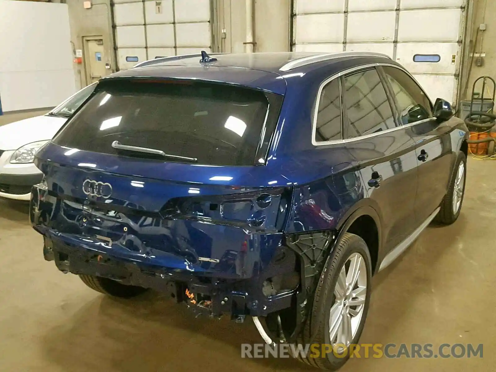 4 Photograph of a damaged car WA1BNAFY0K2117351 AUDI Q5 2019