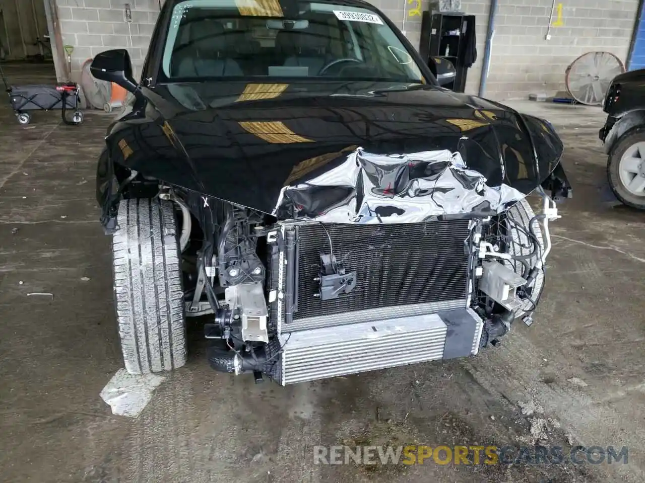 9 Photograph of a damaged car WA1BNAFY0K2139334 AUDI Q5 2019