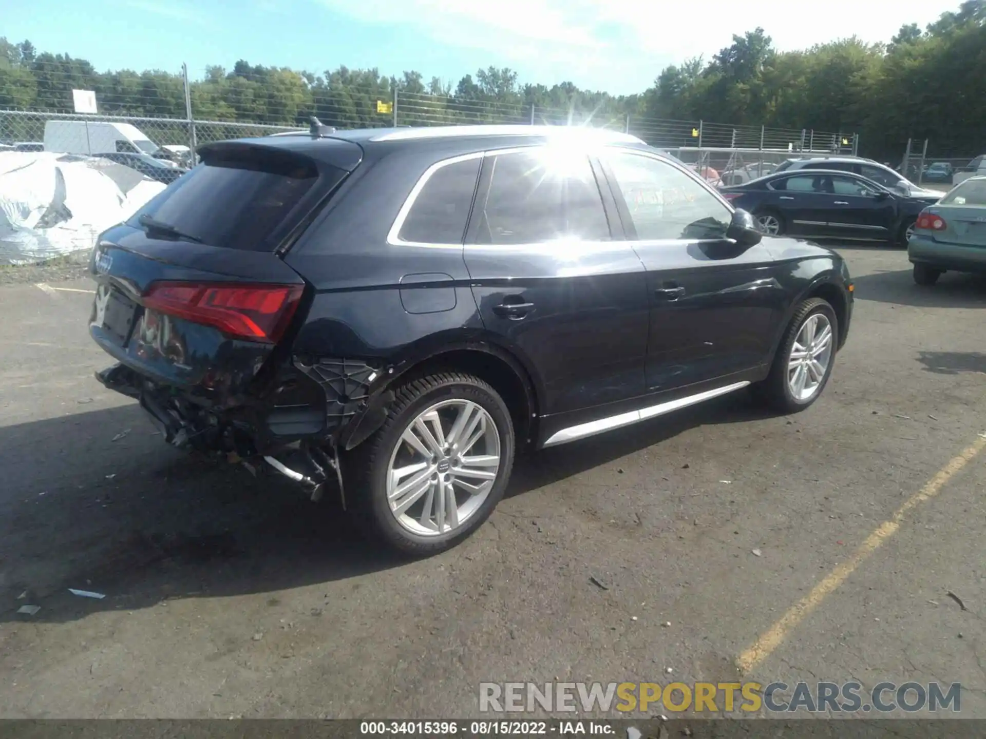 4 Photograph of a damaged car WA1BNAFY1K2015492 AUDI Q5 2019