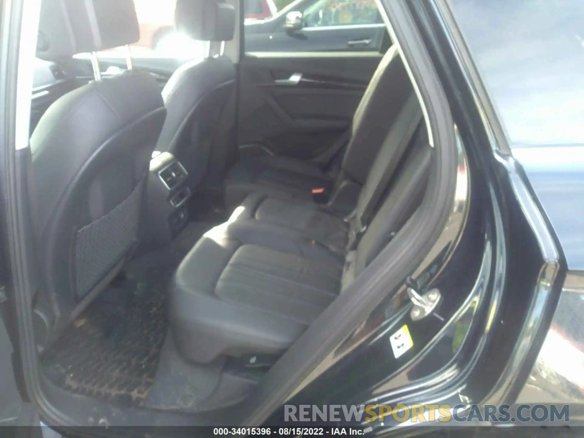 8 Photograph of a damaged car WA1BNAFY1K2015492 AUDI Q5 2019