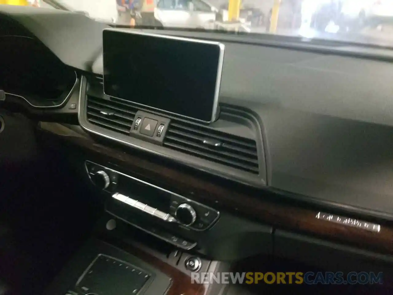 9 Photograph of a damaged car WA1BNAFY1K2045303 AUDI Q5 2019