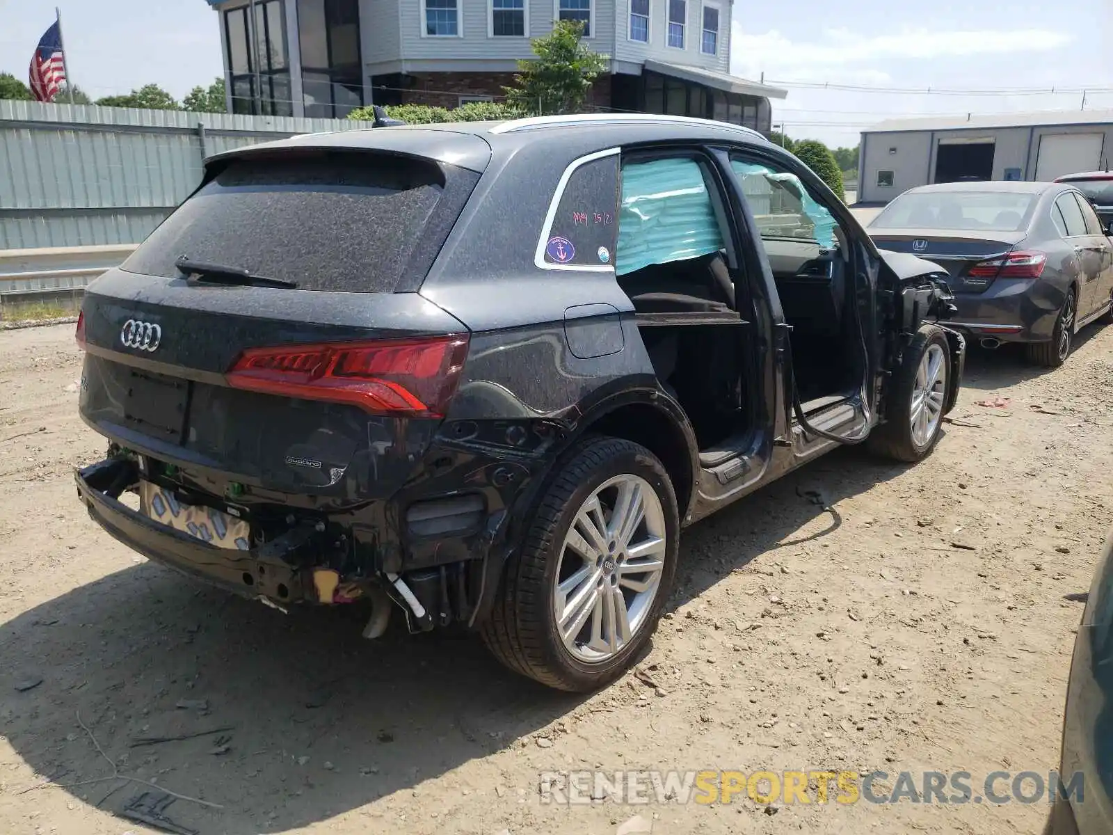 4 Фотография поврежденного автомобиля WA1BNAFY1K2045723 AUDI Q5 2019