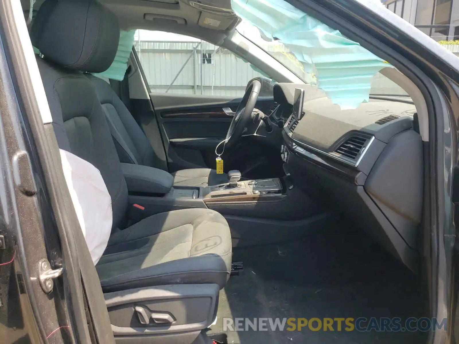 5 Photograph of a damaged car WA1BNAFY1K2045723 AUDI Q5 2019