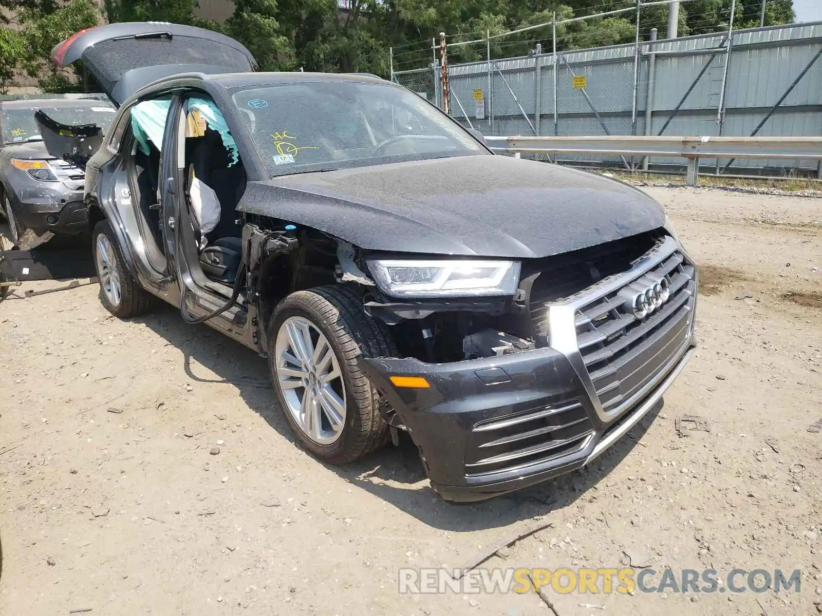 9 Фотография поврежденного автомобиля WA1BNAFY1K2045723 AUDI Q5 2019