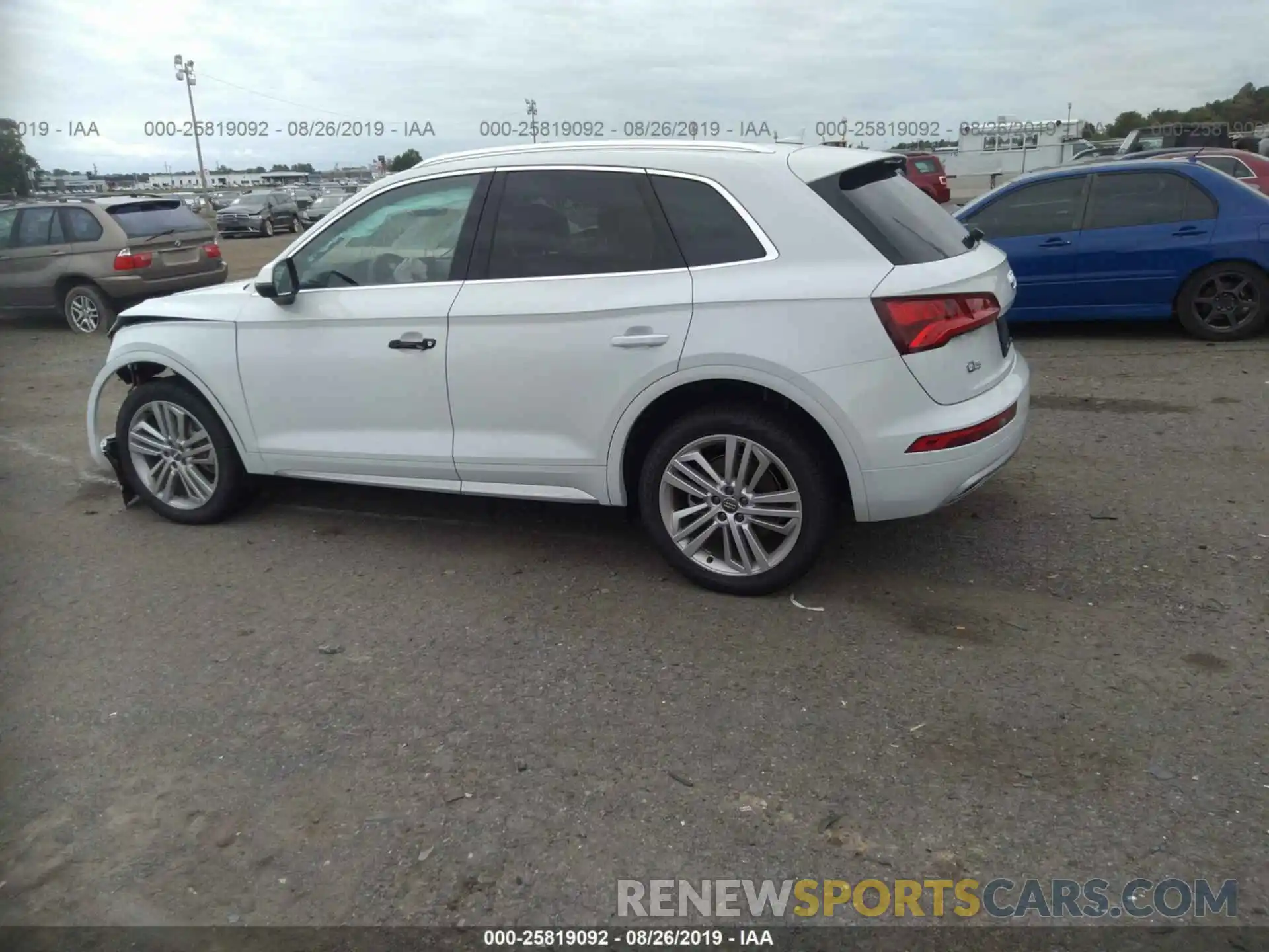 3 Photograph of a damaged car WA1BNAFY1K2066216 AUDI Q5 2019