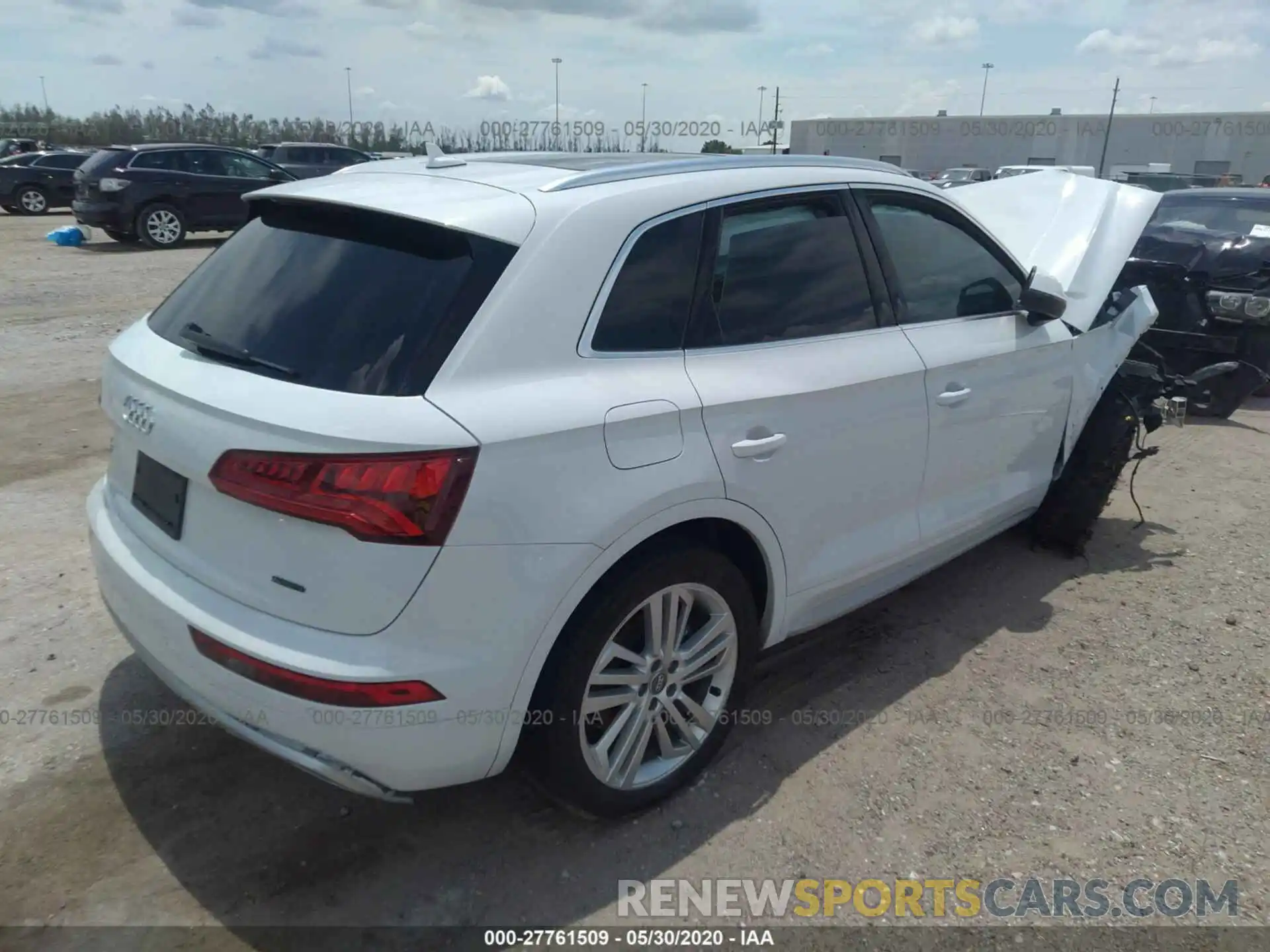 4 Фотография поврежденного автомобиля WA1BNAFY1K2067527 AUDI Q5 2019