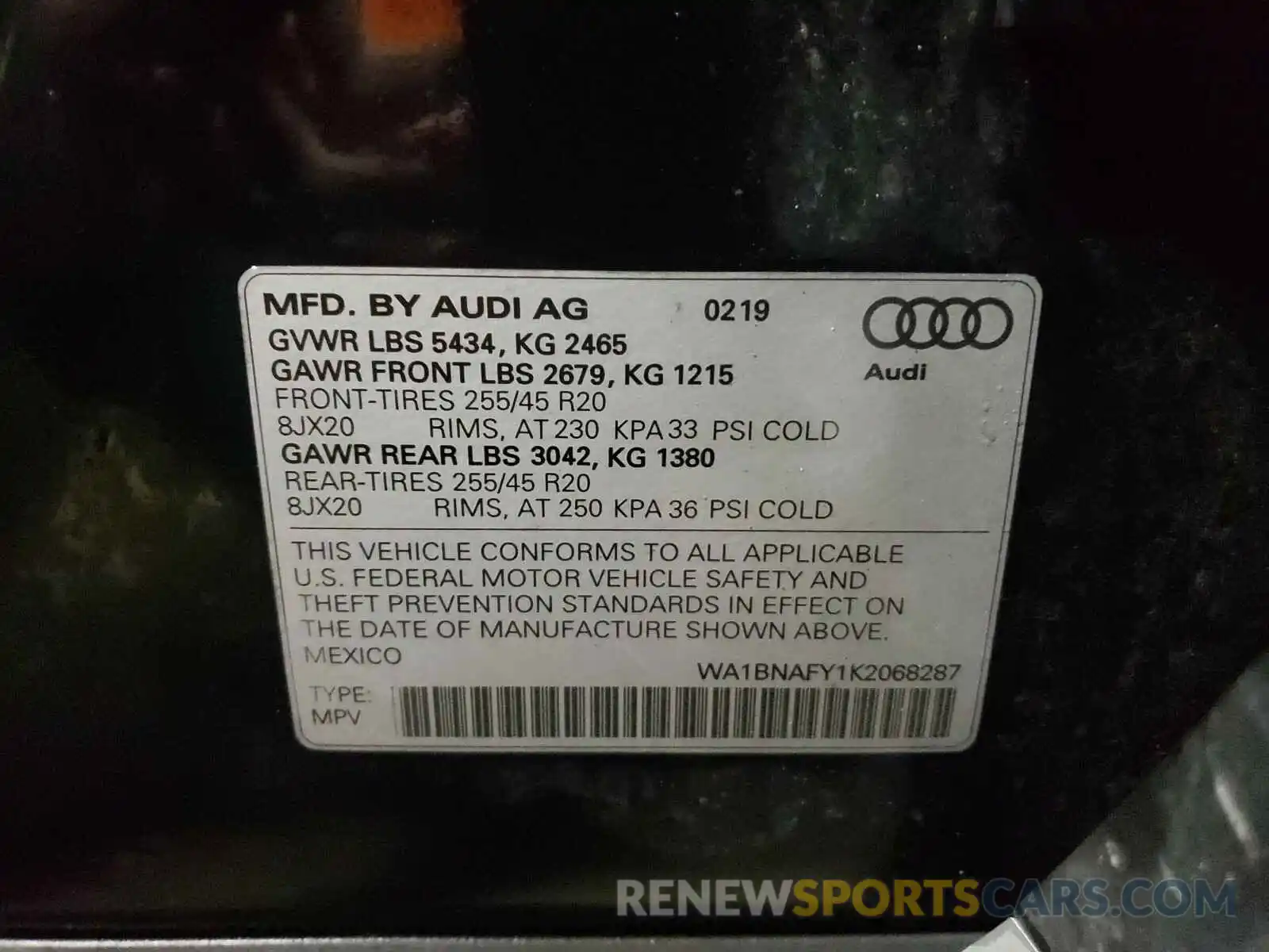 10 Photograph of a damaged car WA1BNAFY1K2068287 AUDI Q5 2019